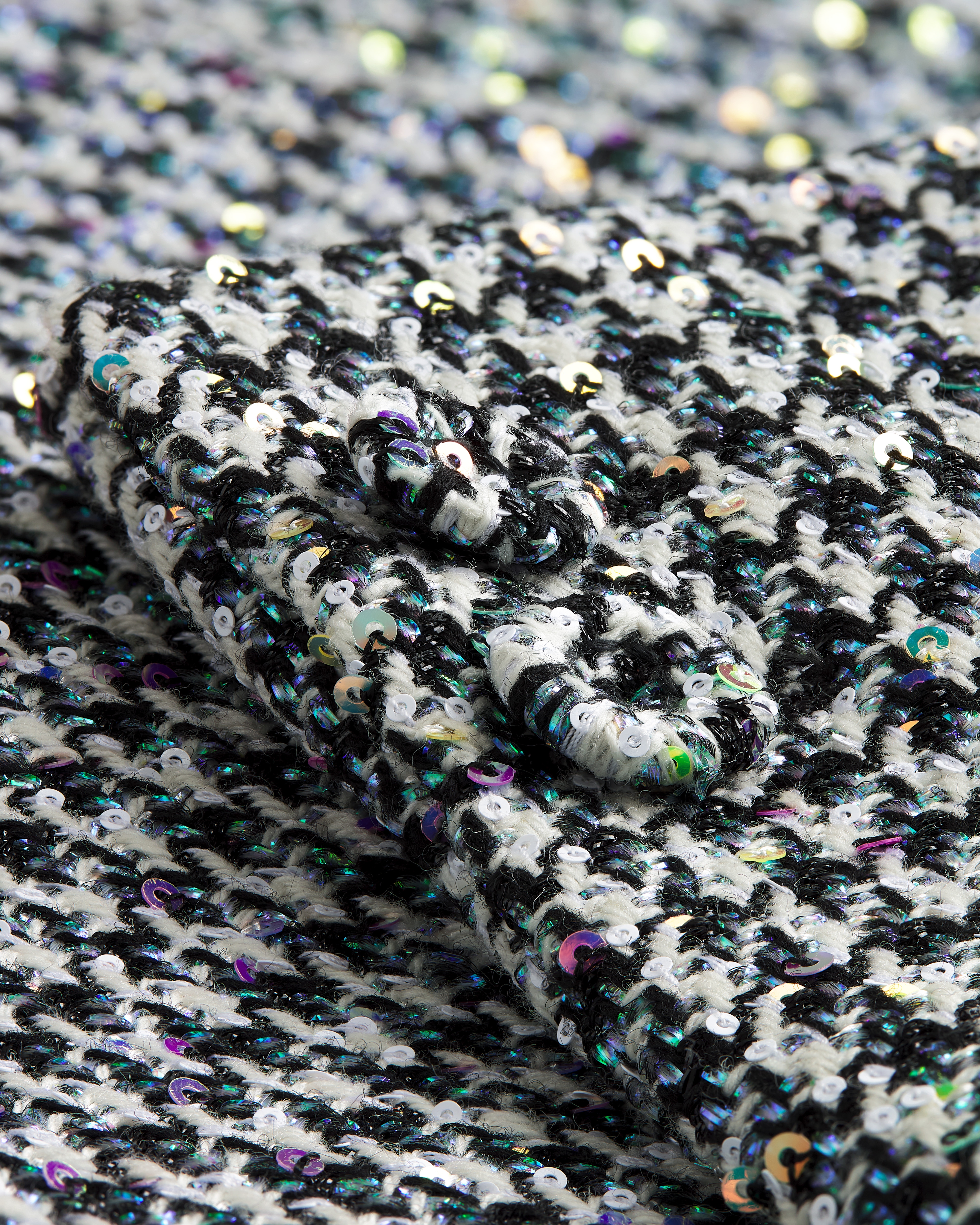 修身西装外套 黑色和白色绵羊毛混纺面料千鸟格纹搭配多色亮片 E10