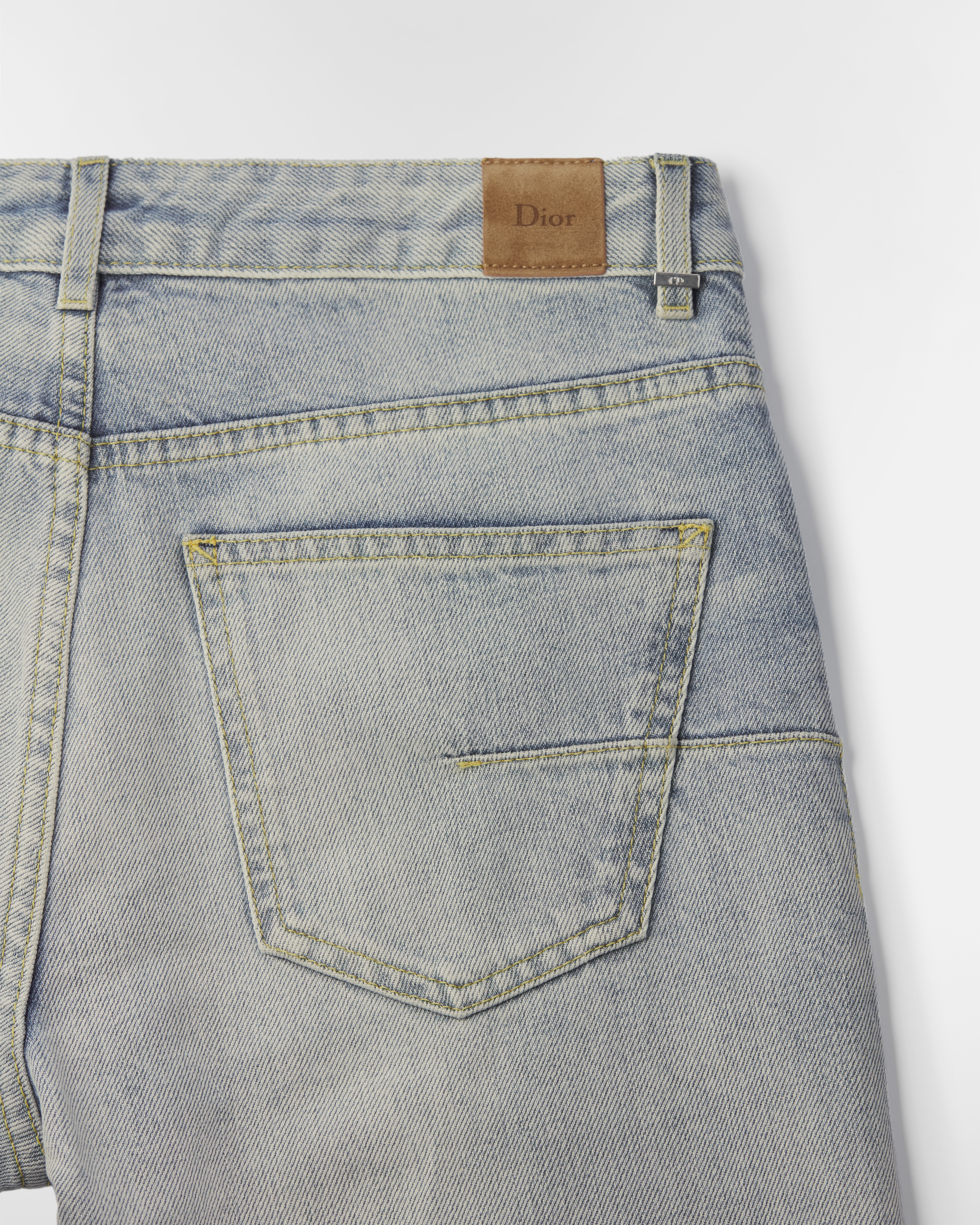 Dioramour 喇叭形牛仔裤 淡蓝色棉质牛仔布多色 Doves & Roses 图案刺绣 E10