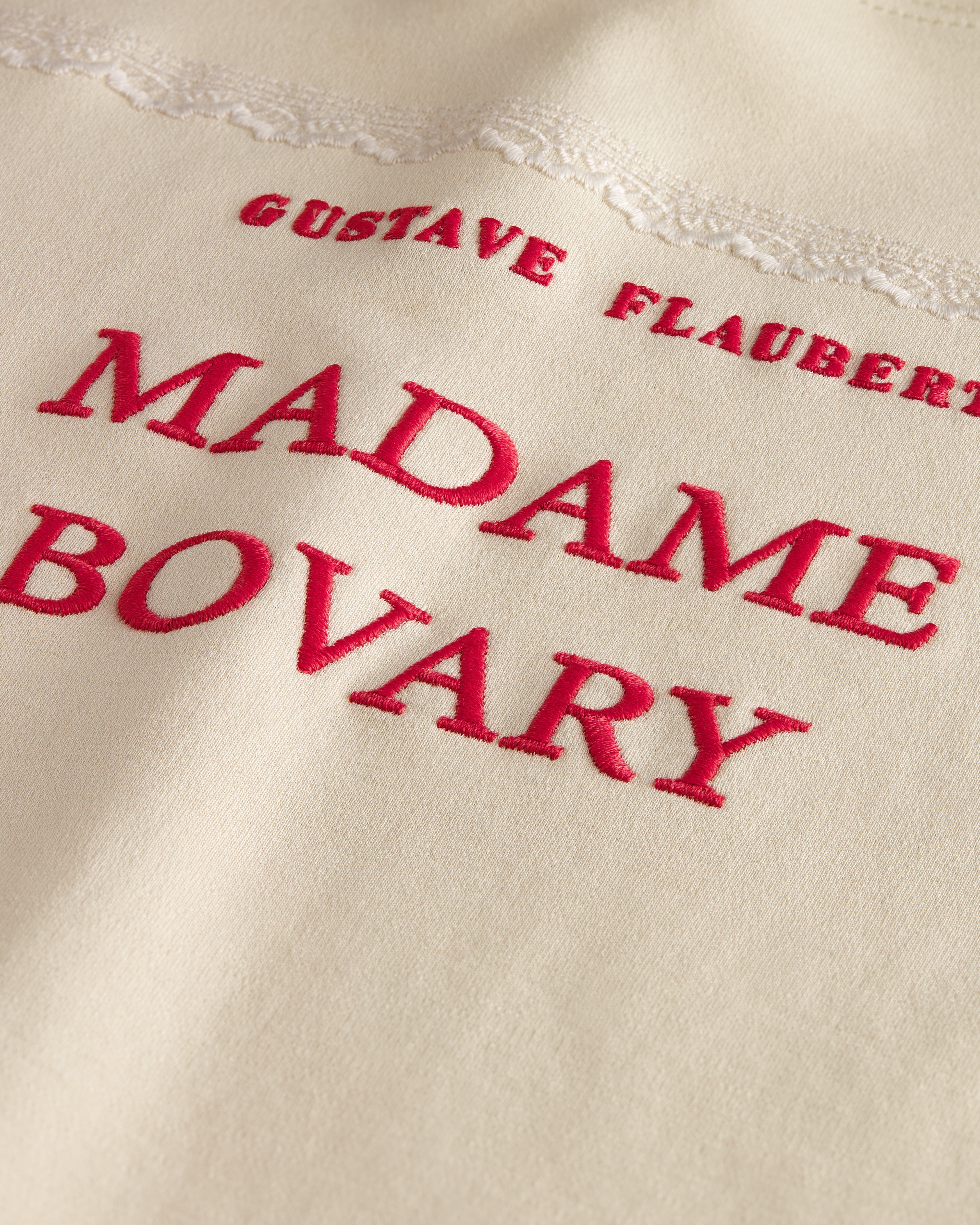 超大版型短款 T 恤 米色和红色棉质平纹针织面料 Book Cover 图案 E09