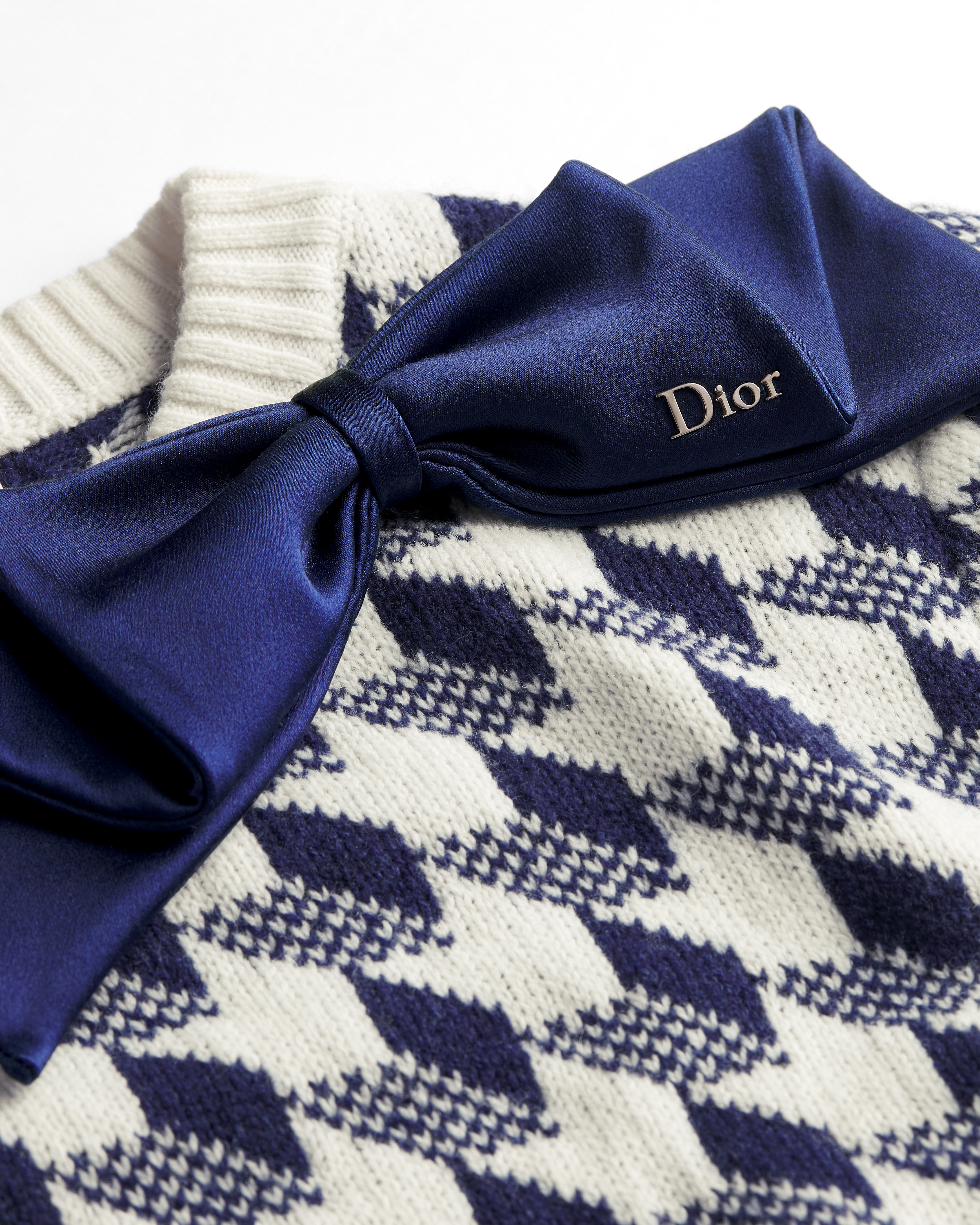 短款针织衫 海军蓝色和白色绵羊毛针织面料千鸟格纹图案 E09