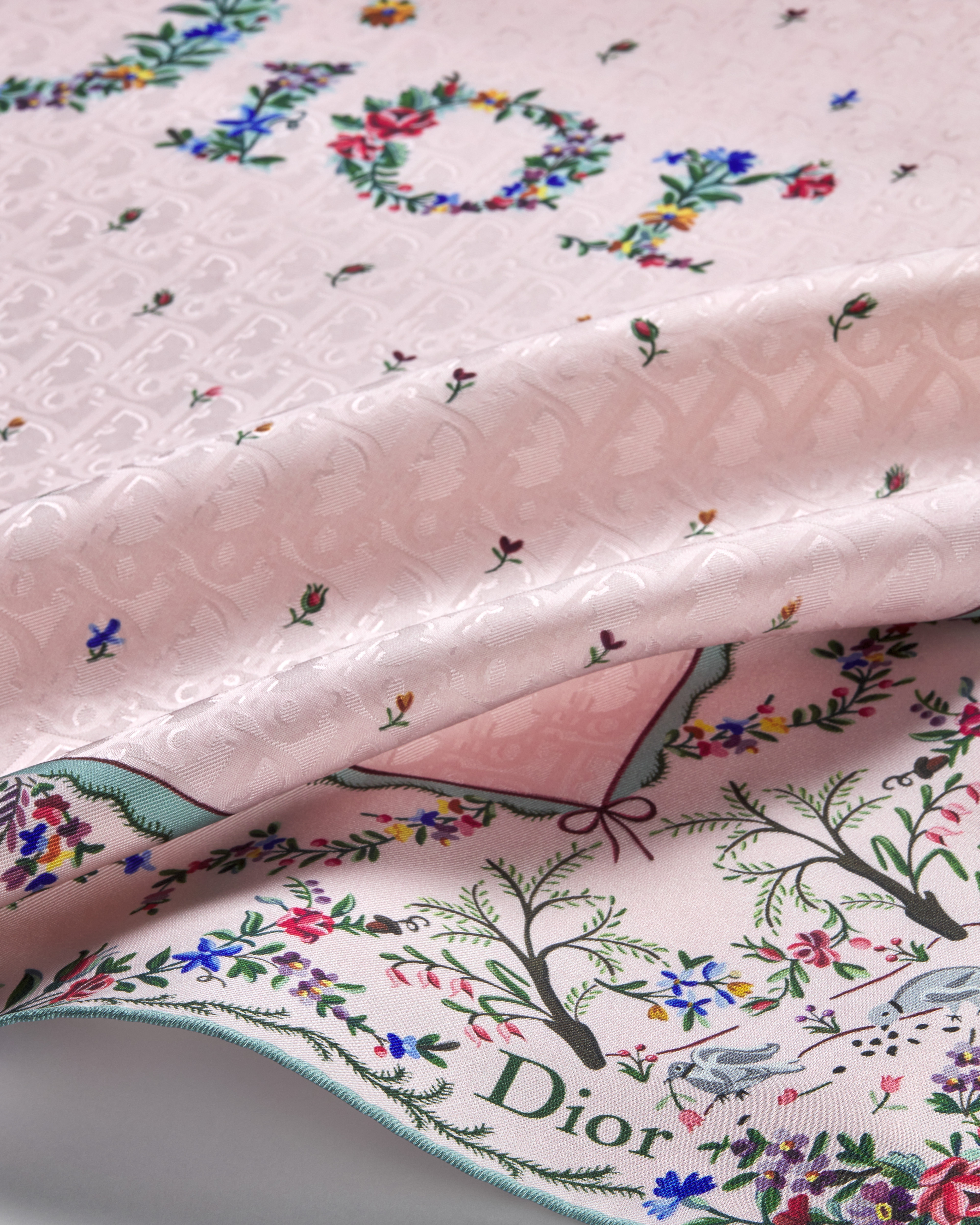 Dioramour 印花方巾 90 厘米粉色桑蚕丝斜纹面料多色 Revolution Flowers 图案 E10