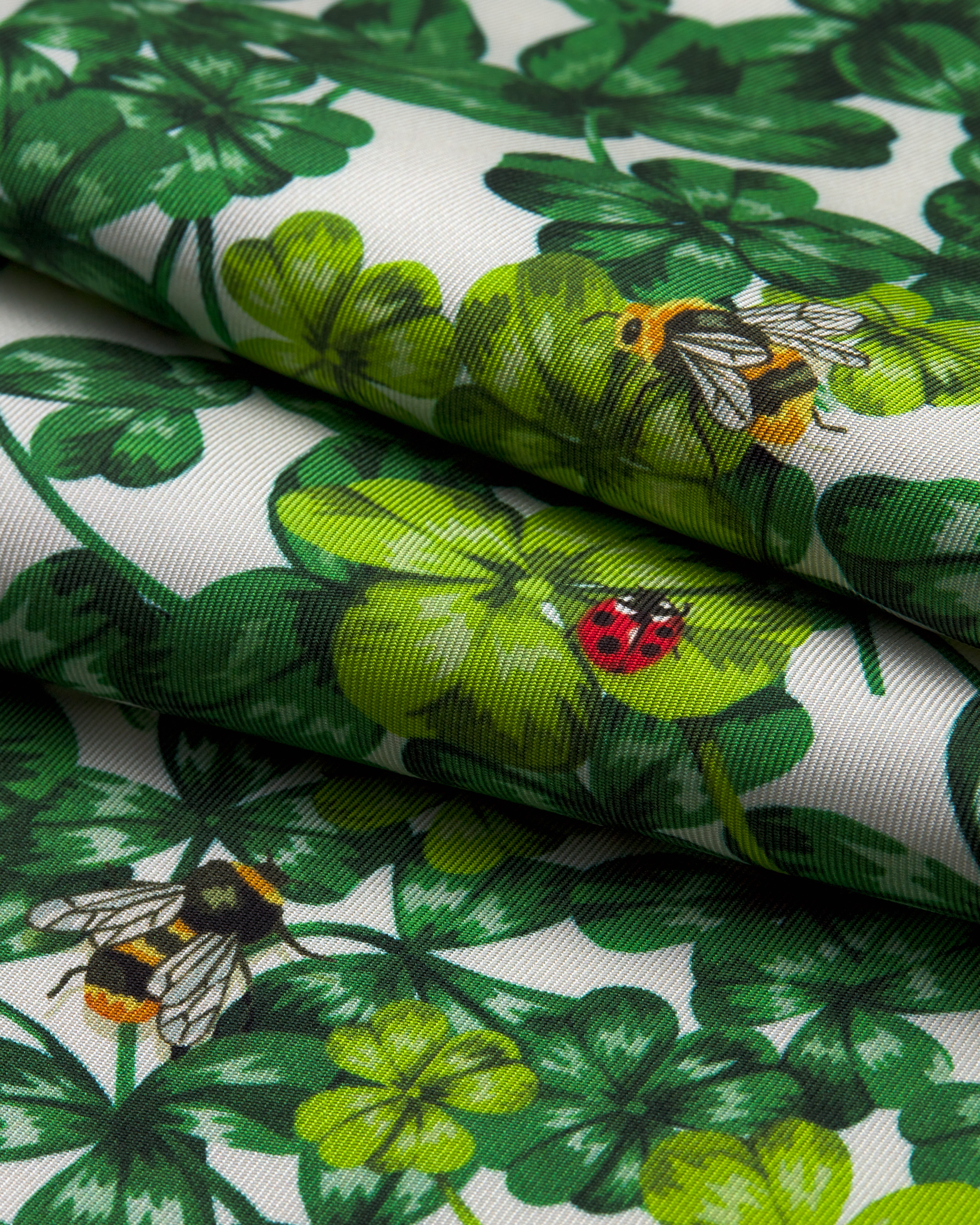 Dior 印花方巾 90 厘米绿色和桃红色桑蚕丝斜纹面料 Dior Clover 图案 E10