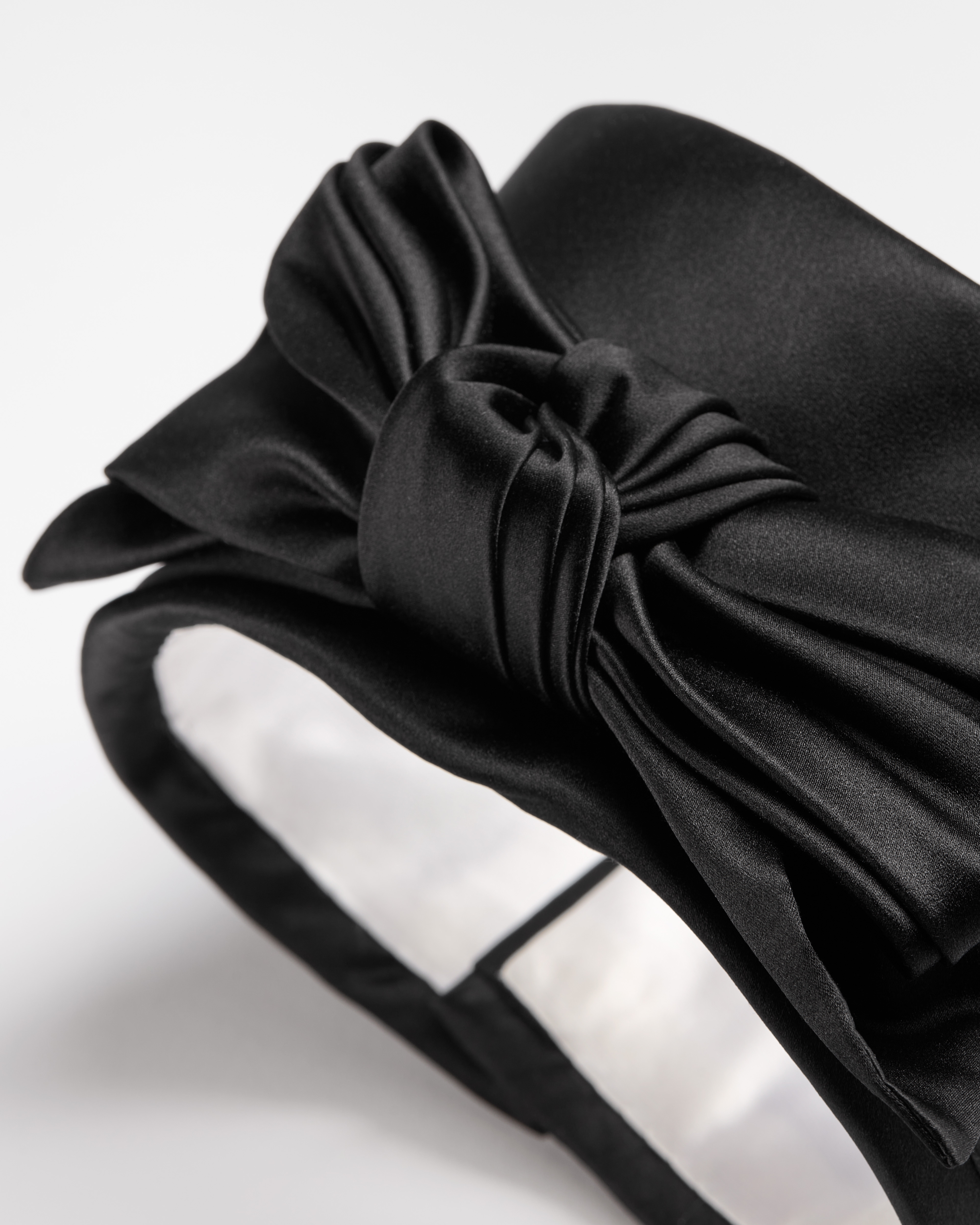 围脖 黑色丝硬缎 E09