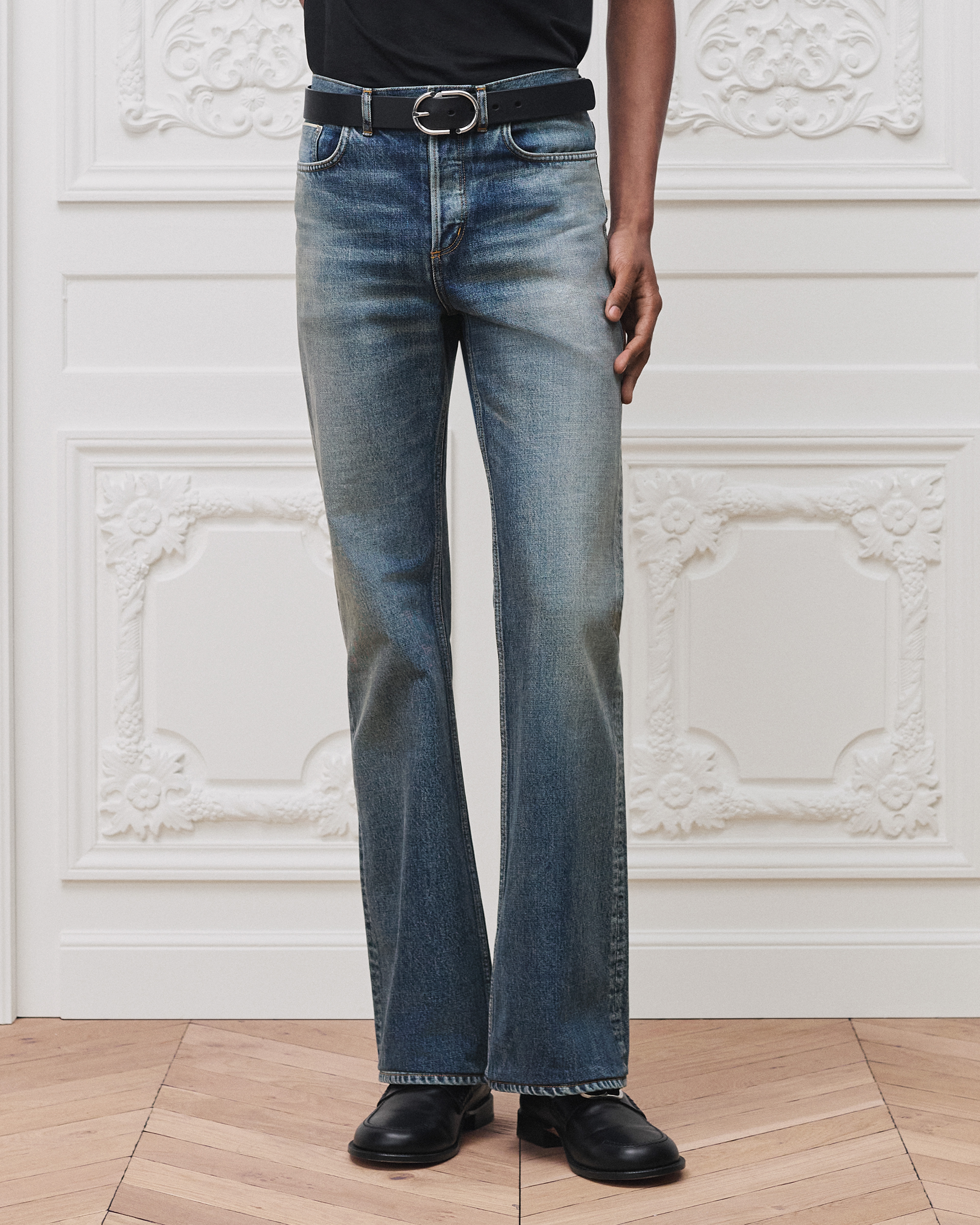 微喇牛仔裤 蓝色棉质斜纹面料 E14