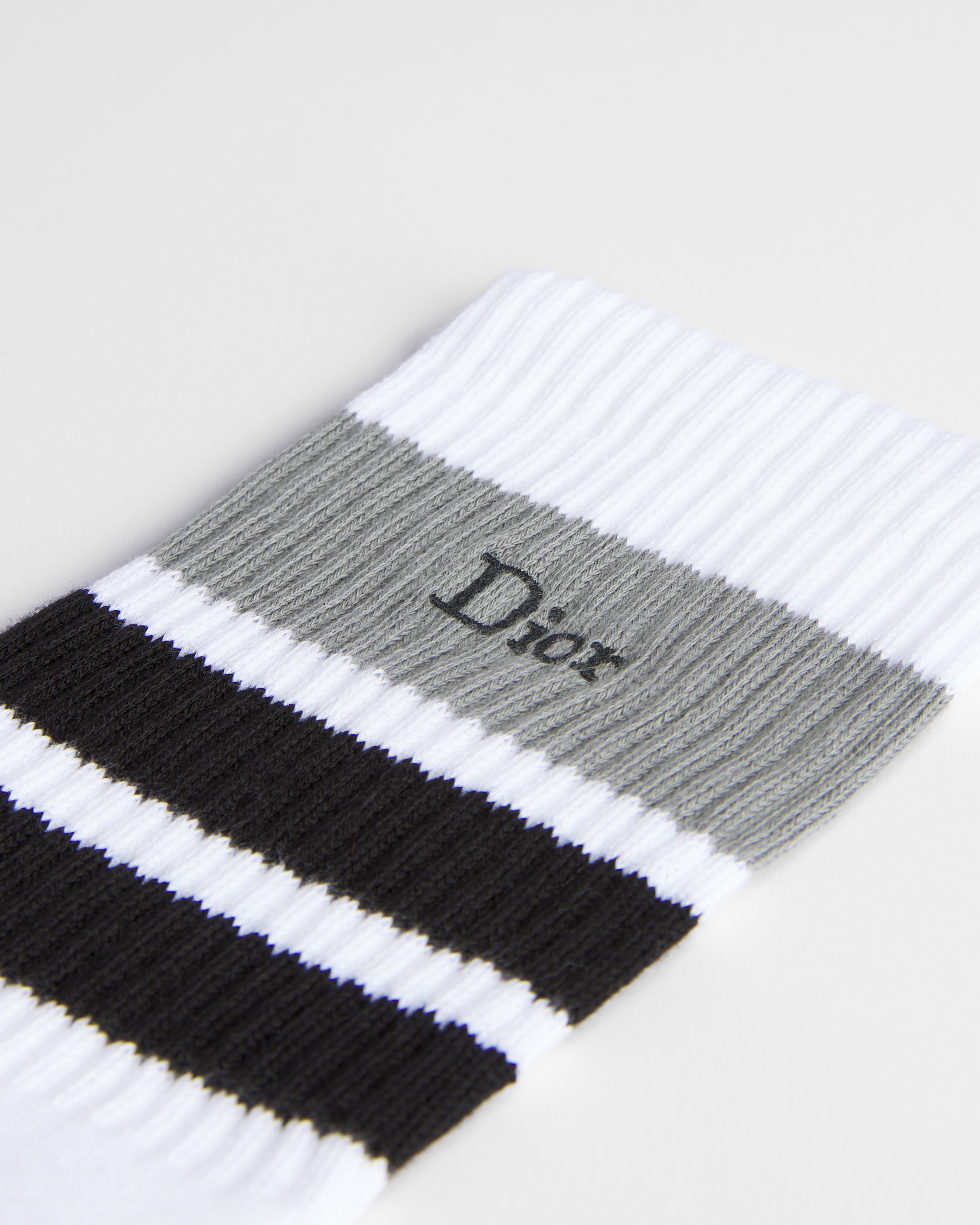 Dior 袜子 白色三色棉质混纺面料 E10