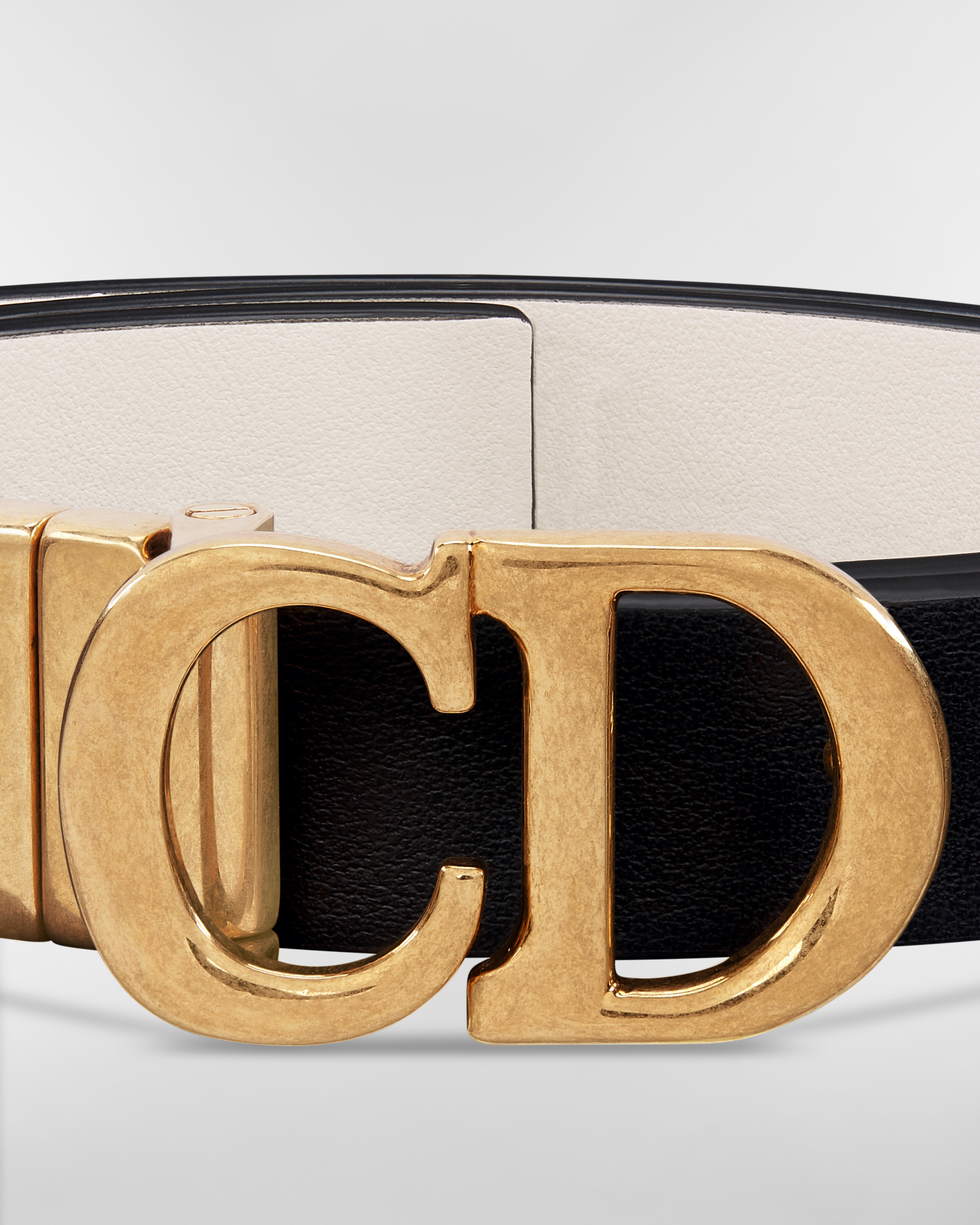 马鞍双面腰带 20 毫米黑色和奶白色光滑牛皮革 E09