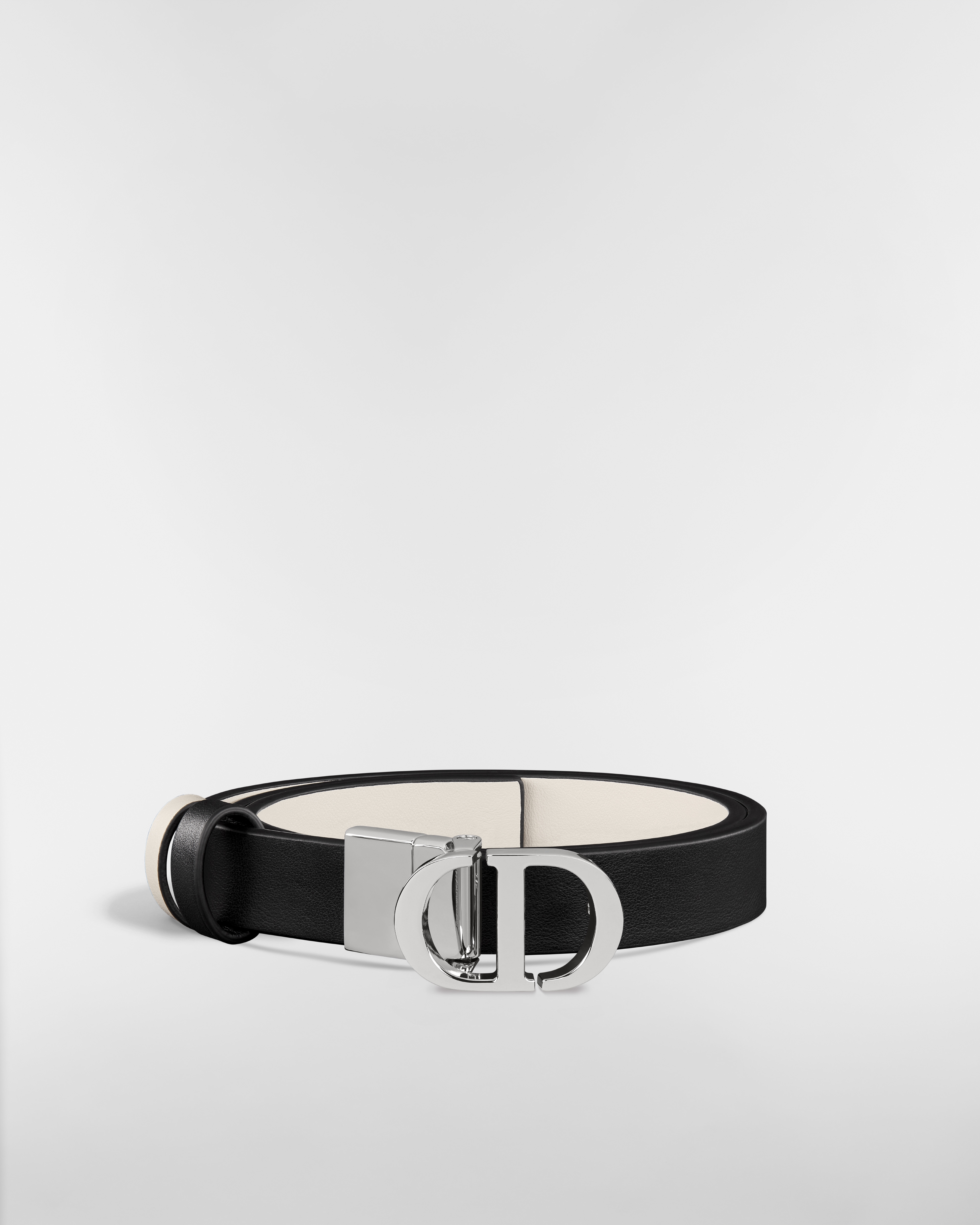 30 Montaigne 双面腰带 20 毫米黑色和奶白色光滑牛皮革 E03