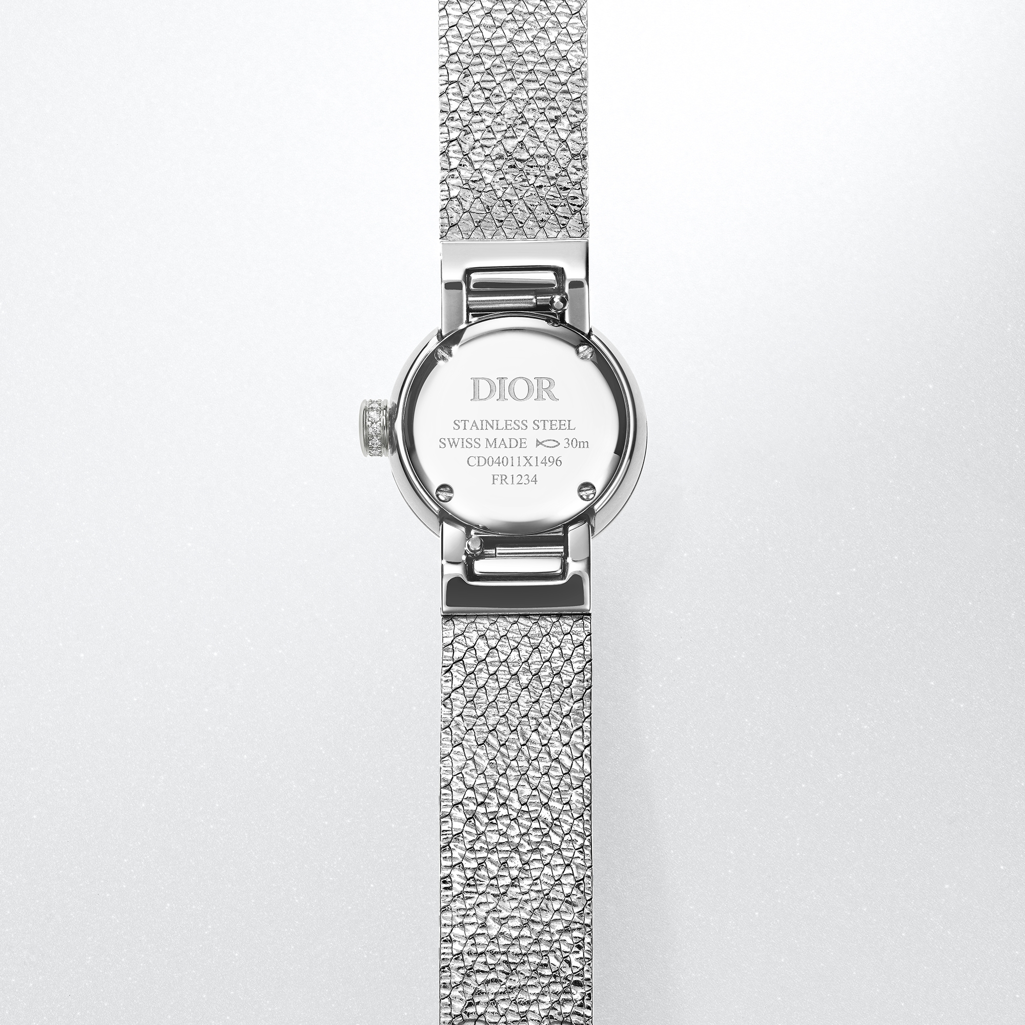 La Mini D My Dior 腕表 直径 19 毫米，钢、粉色珍珠母贝和钻石 E05