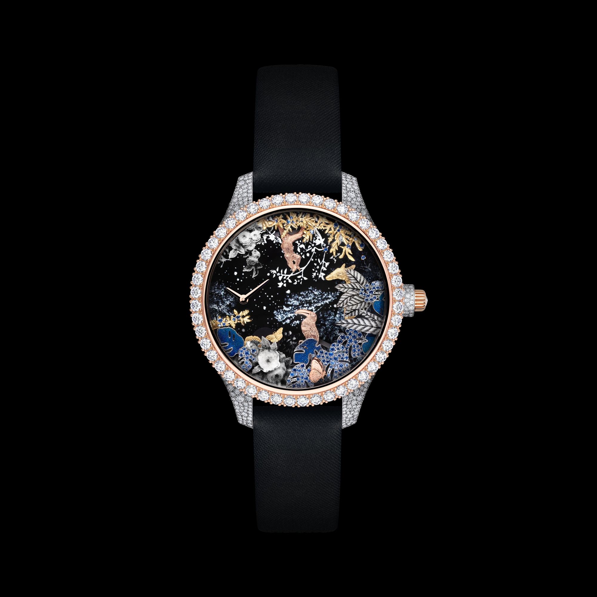 Dior Grand Soir Automate Jardin Rêvé N°4 腕表 直径 38 毫米，白色 K 金，玫瑰色 K 金，黄色 K 金，钻石，蓝色蓝宝石，珍珠母贝，羽毛和圣甲虫 E01