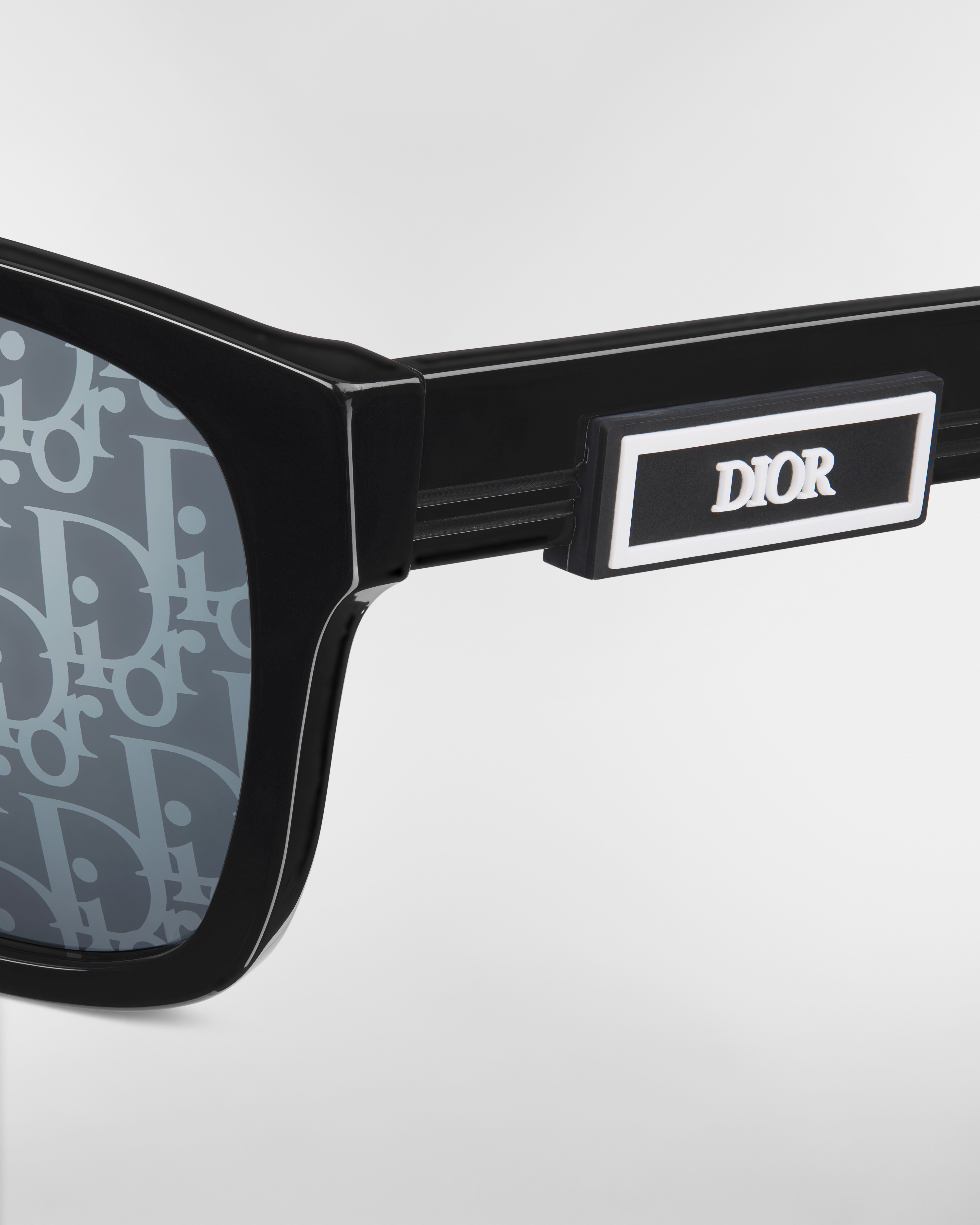 DiorB23 S2F 太阳眼镜 黑色方形镜框 E09