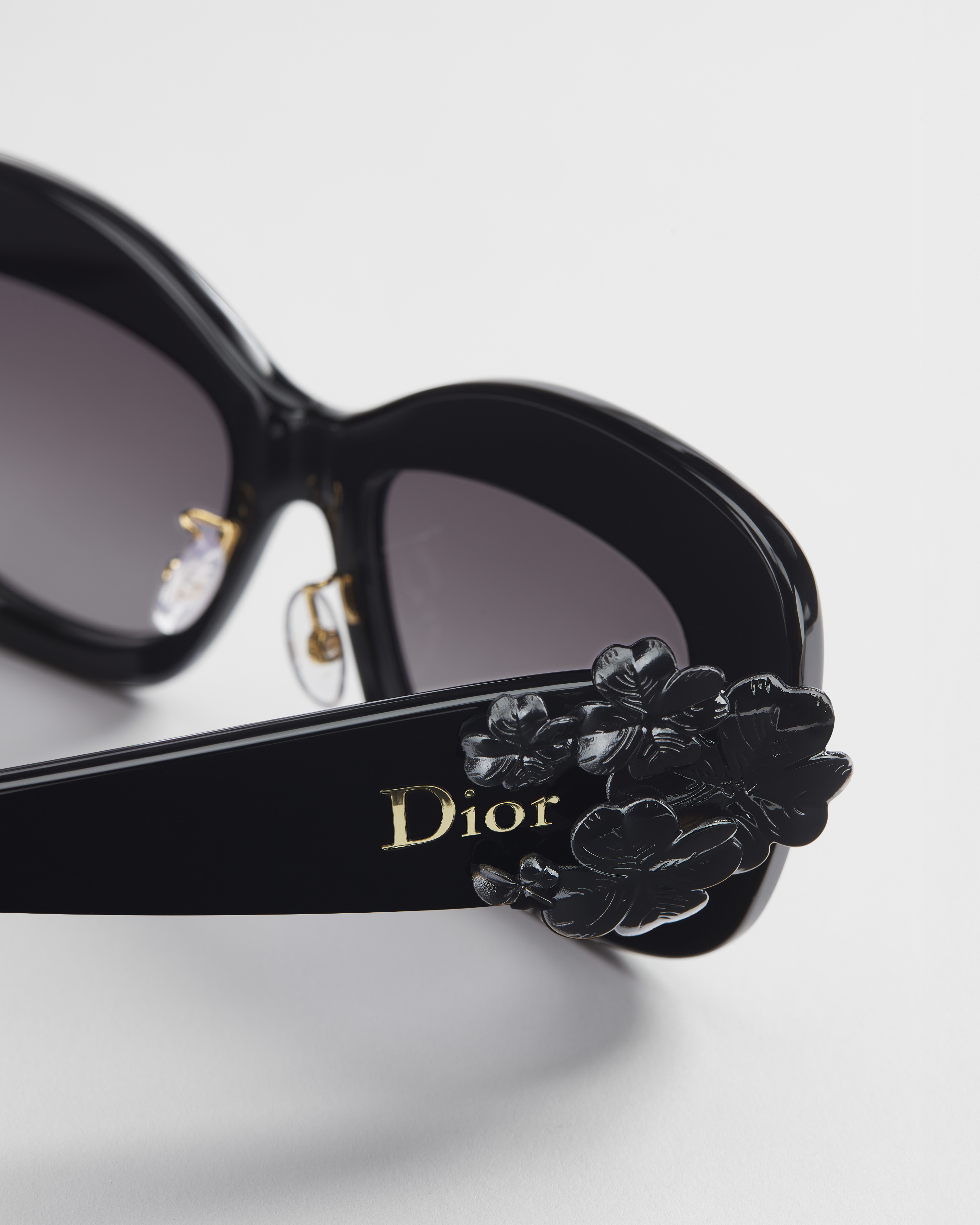 Dior Clover S3F 太阳眼镜 亮黑色正方形镜框 E08