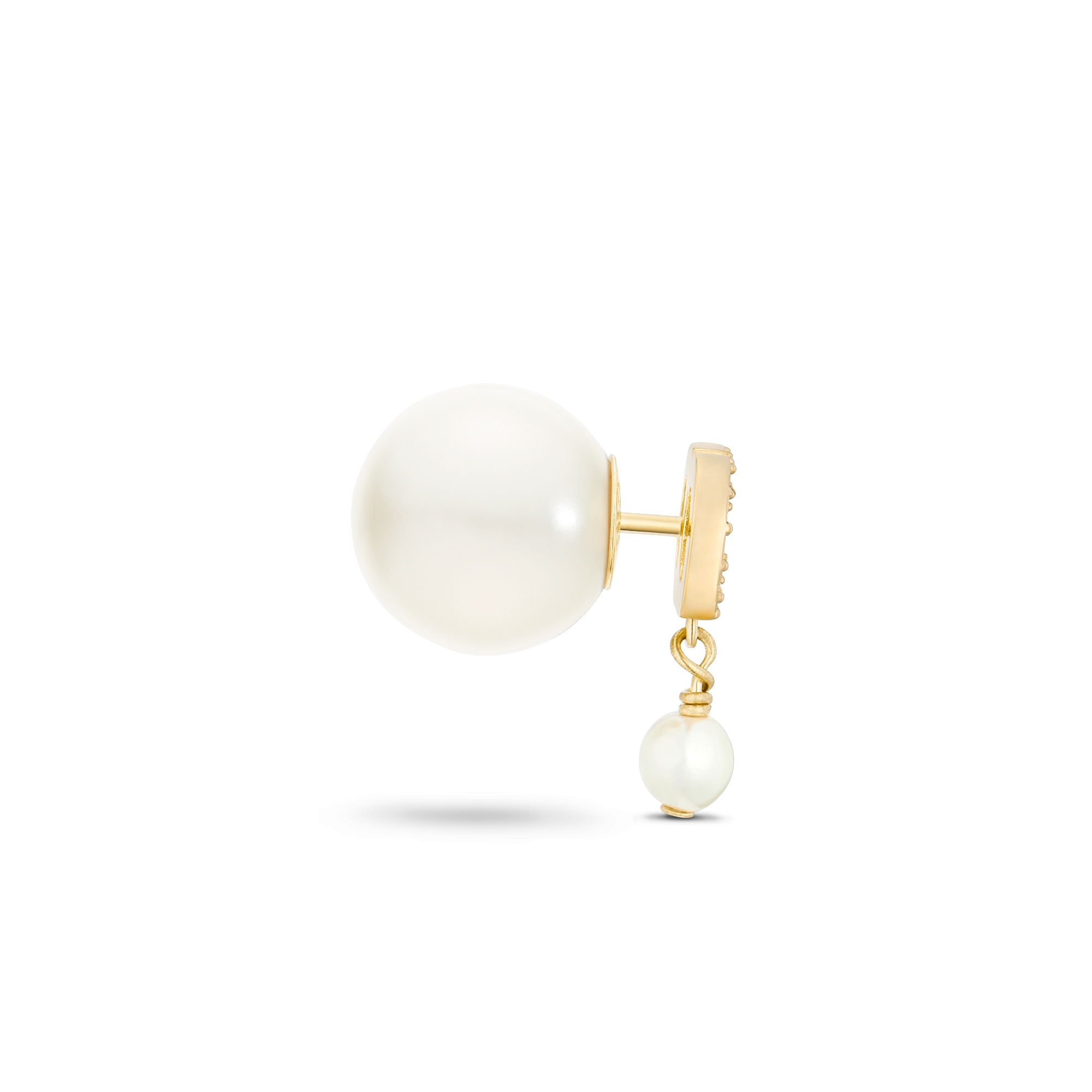 Dior Tribales 耳环 金色饰面金属、白色树脂珠饰和白色仿水晶装饰 E02