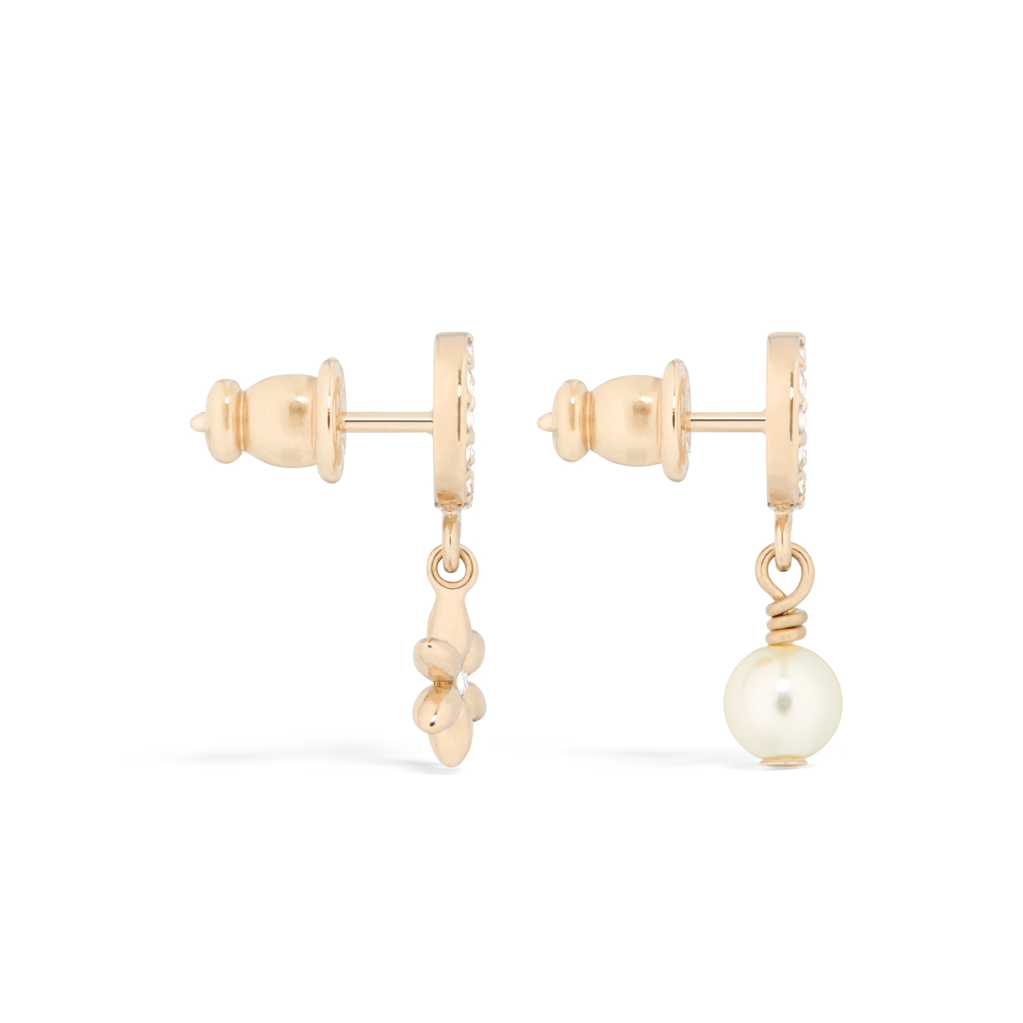 Petit CD Daisy 耳环 浅金色饰面金属、白色树脂珠饰和银色调晶体装饰 E02