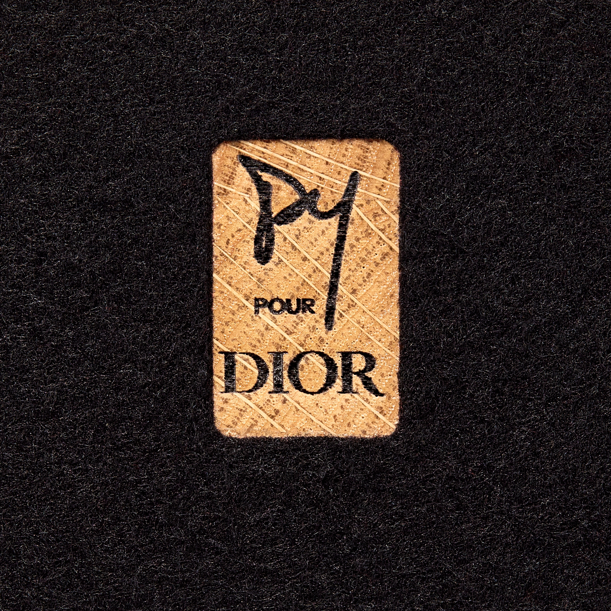 纸张收纳器 Dior Maison x Pierre Yovanovitch，橡木 E10