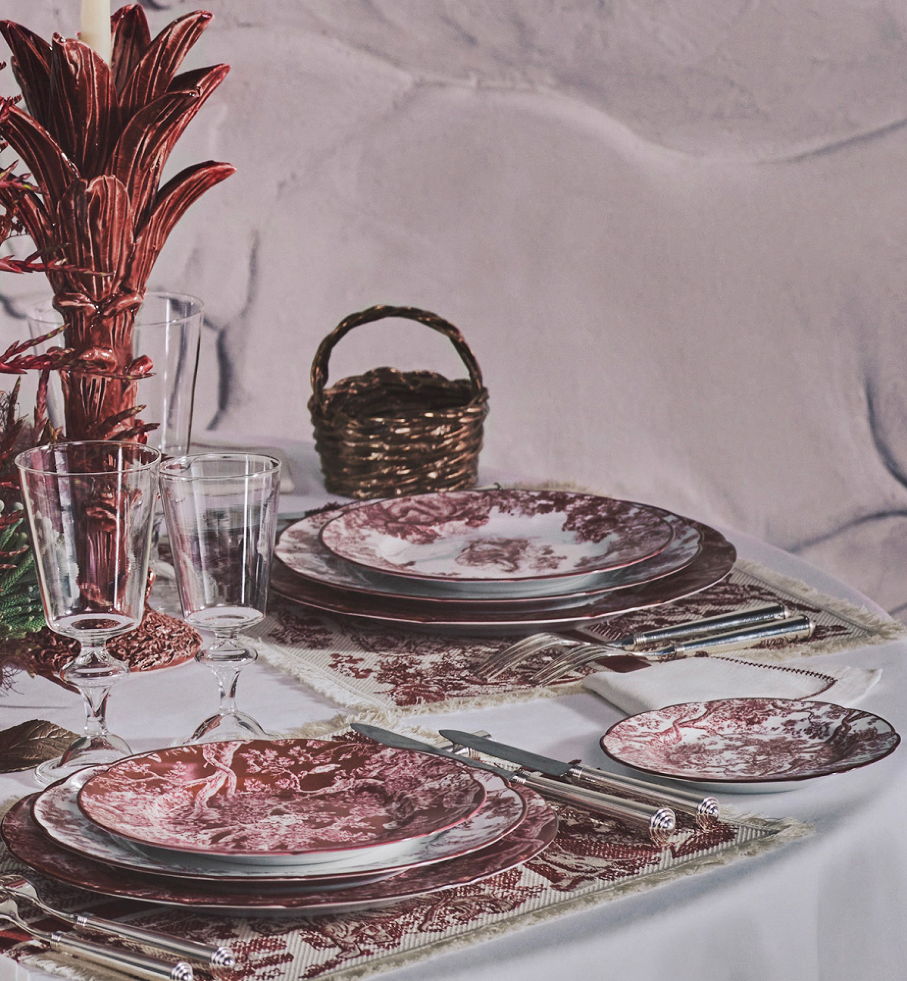 小吃碟 酒红色茹伊印花 E12