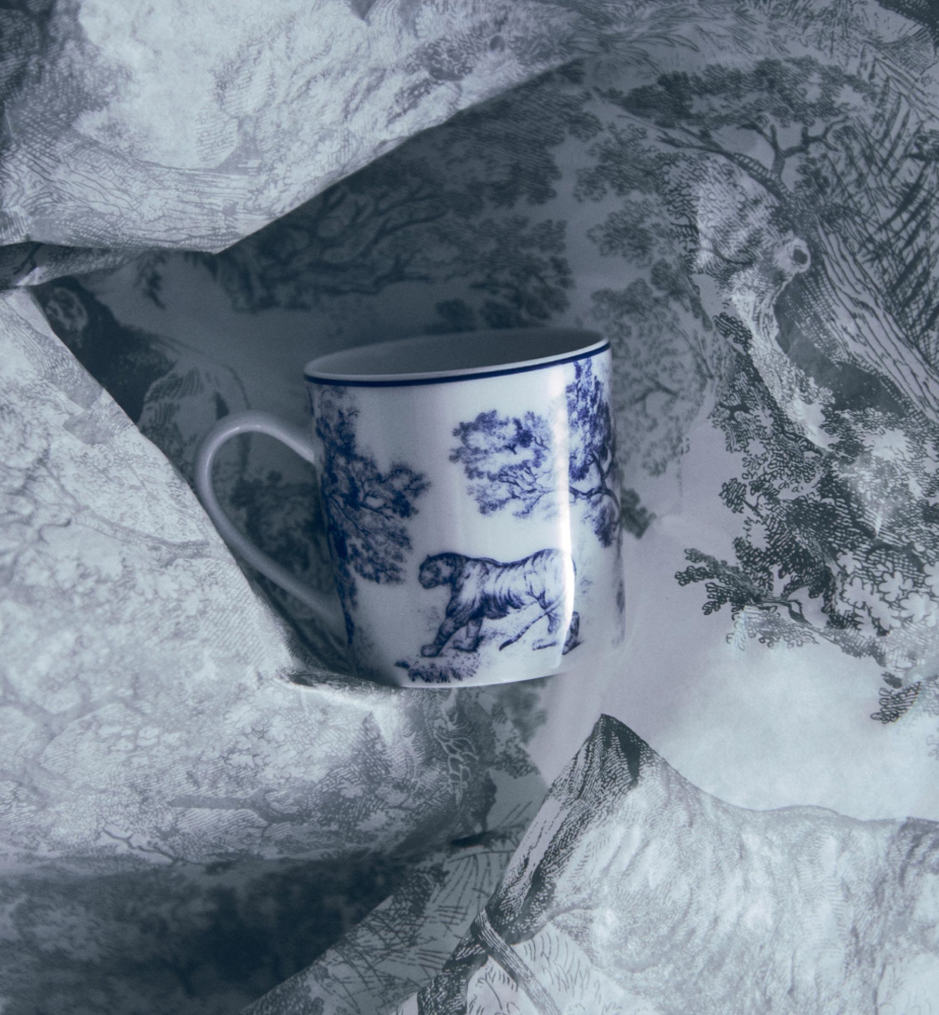 咖啡杯 蓝色茹伊印花 E12