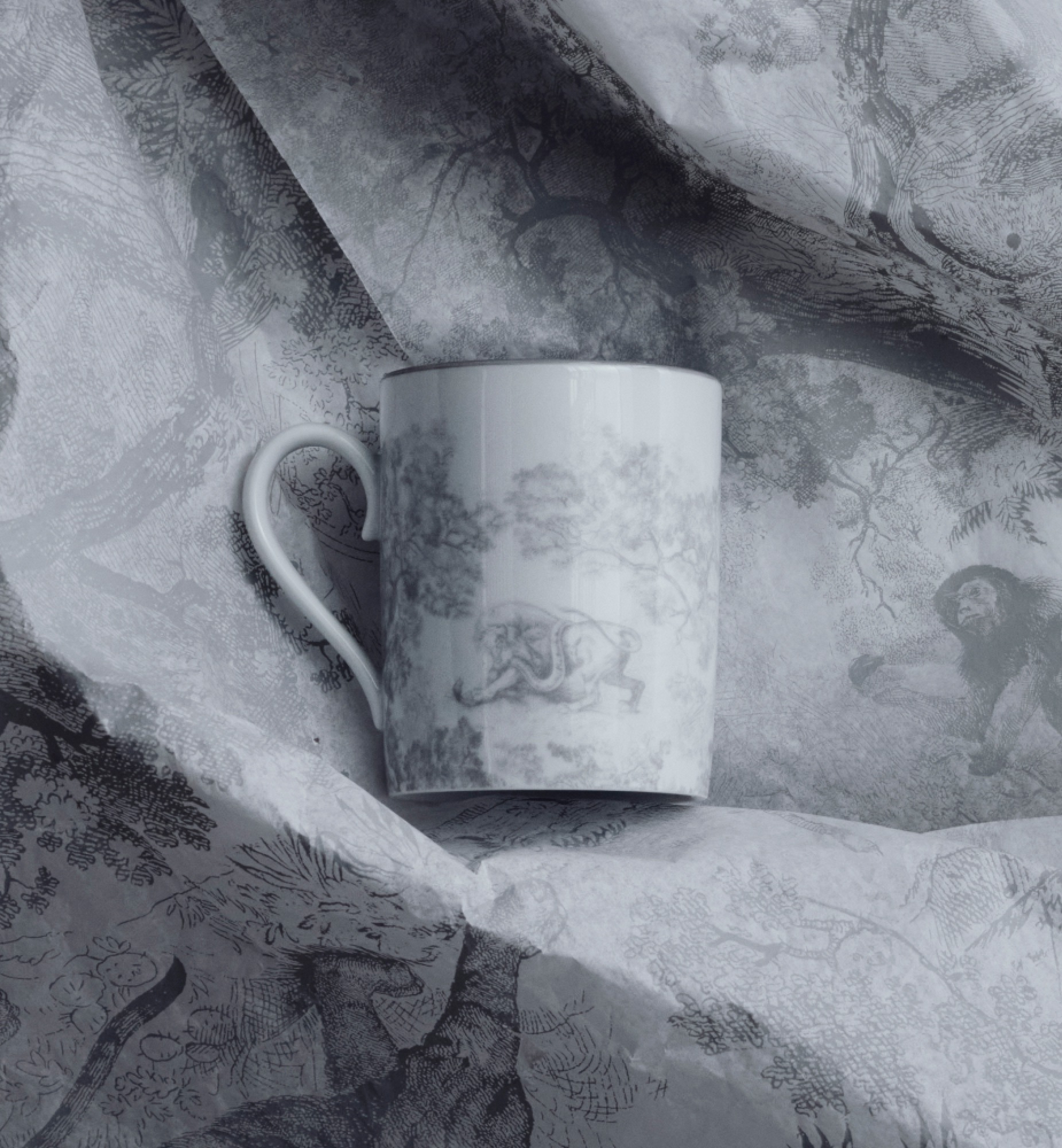 马克杯 灰色茹伊印花 E12