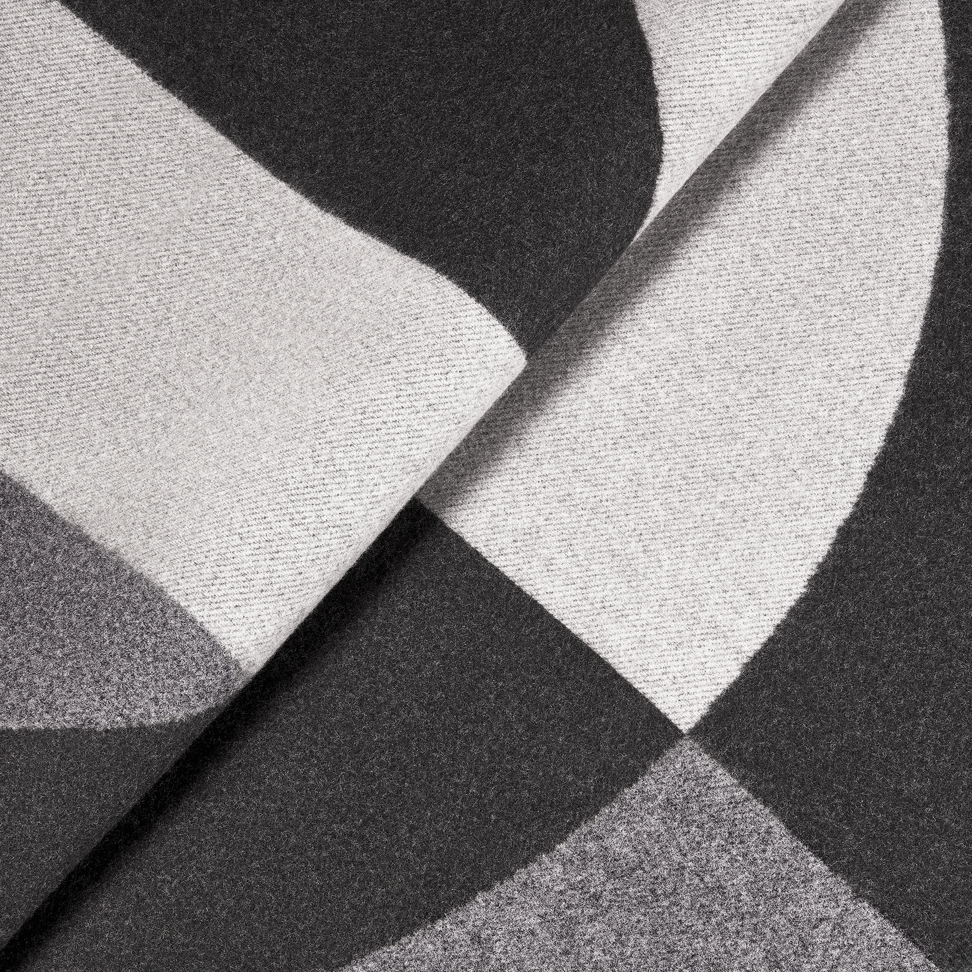 CD Entrelacés 系列织毯 灰色绵羊毛混纺面料 E09