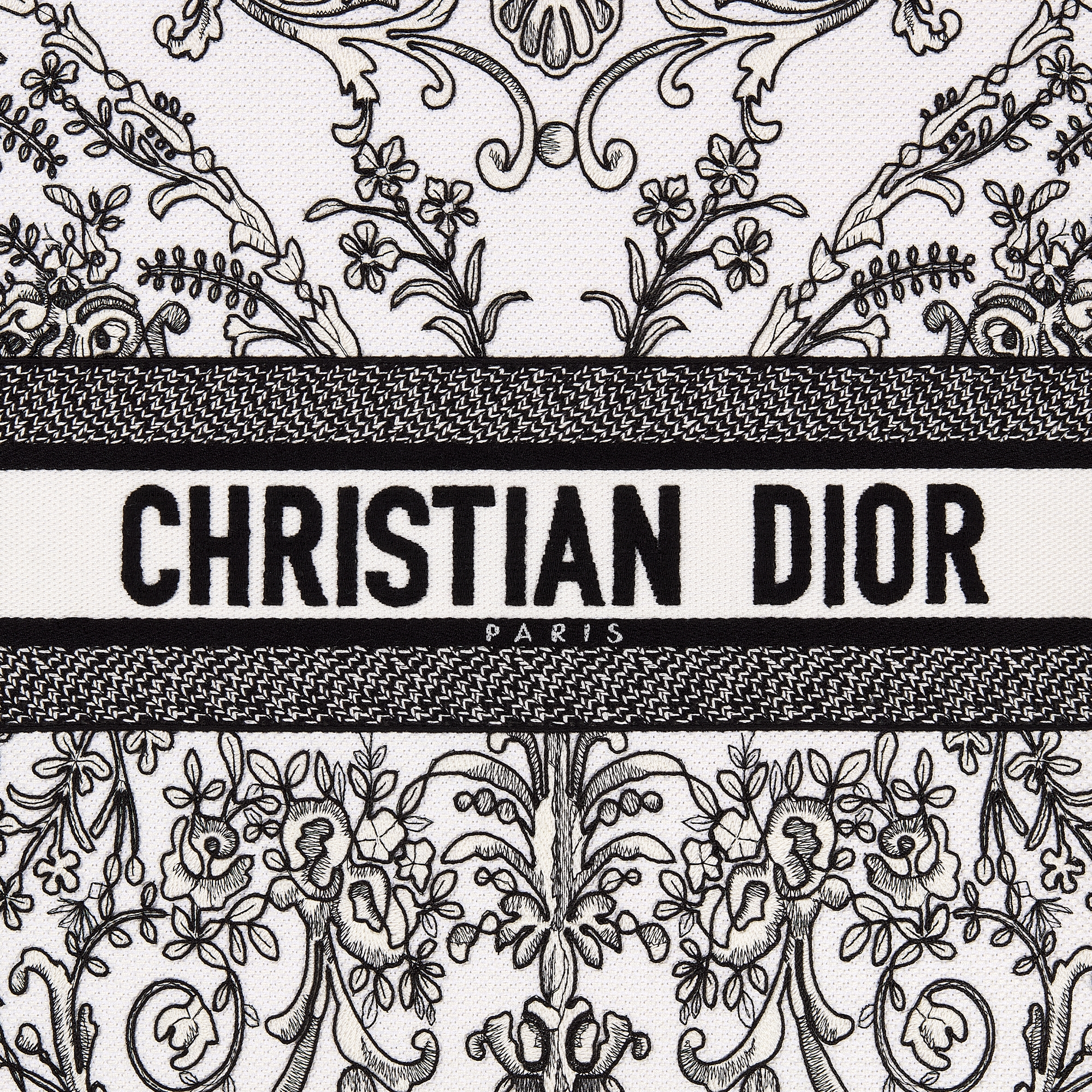 正方形靠垫 白色棉质混纺面料黑色 Dioresque Butterfly 图案刺绣 E09