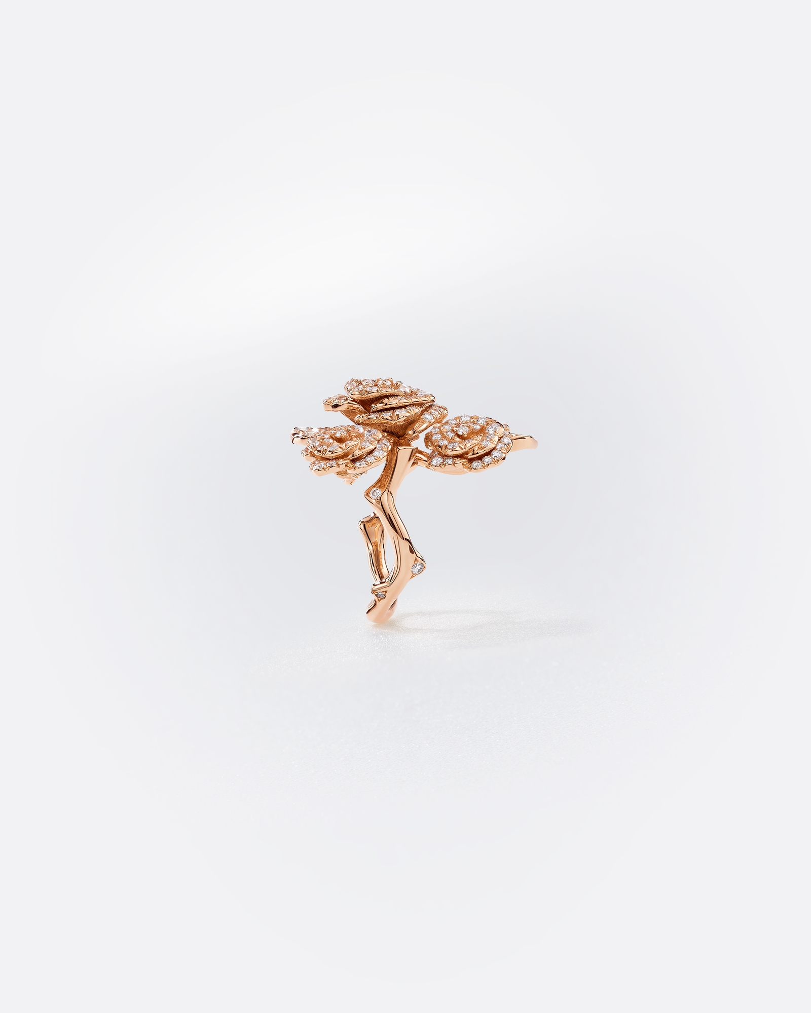 Rose Dior Bagatelle 戒指 玫瑰色 18K 金和钻石 E03