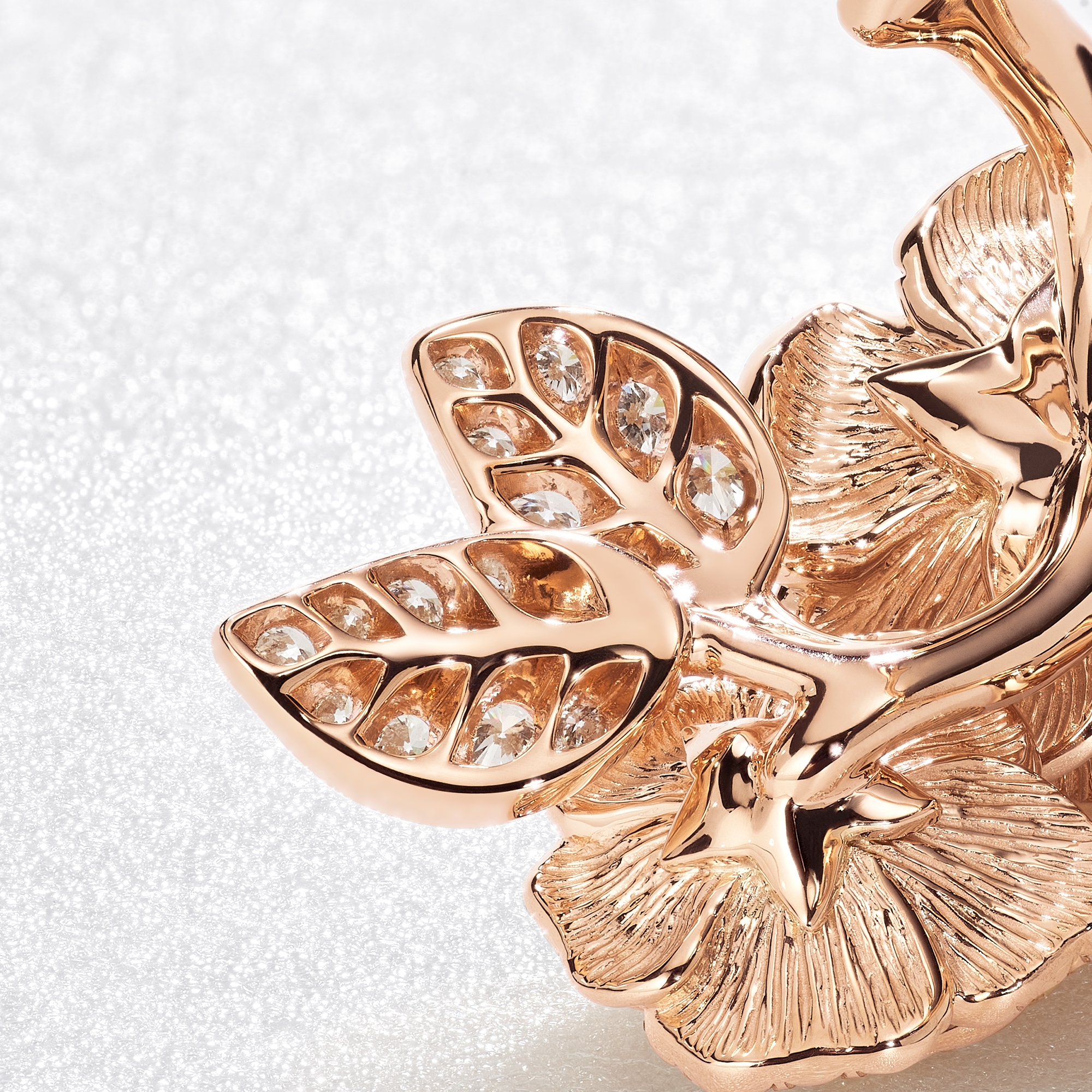 Rose Dior Bagatelle 戒指 玫瑰色 18K 金和钻石 E06