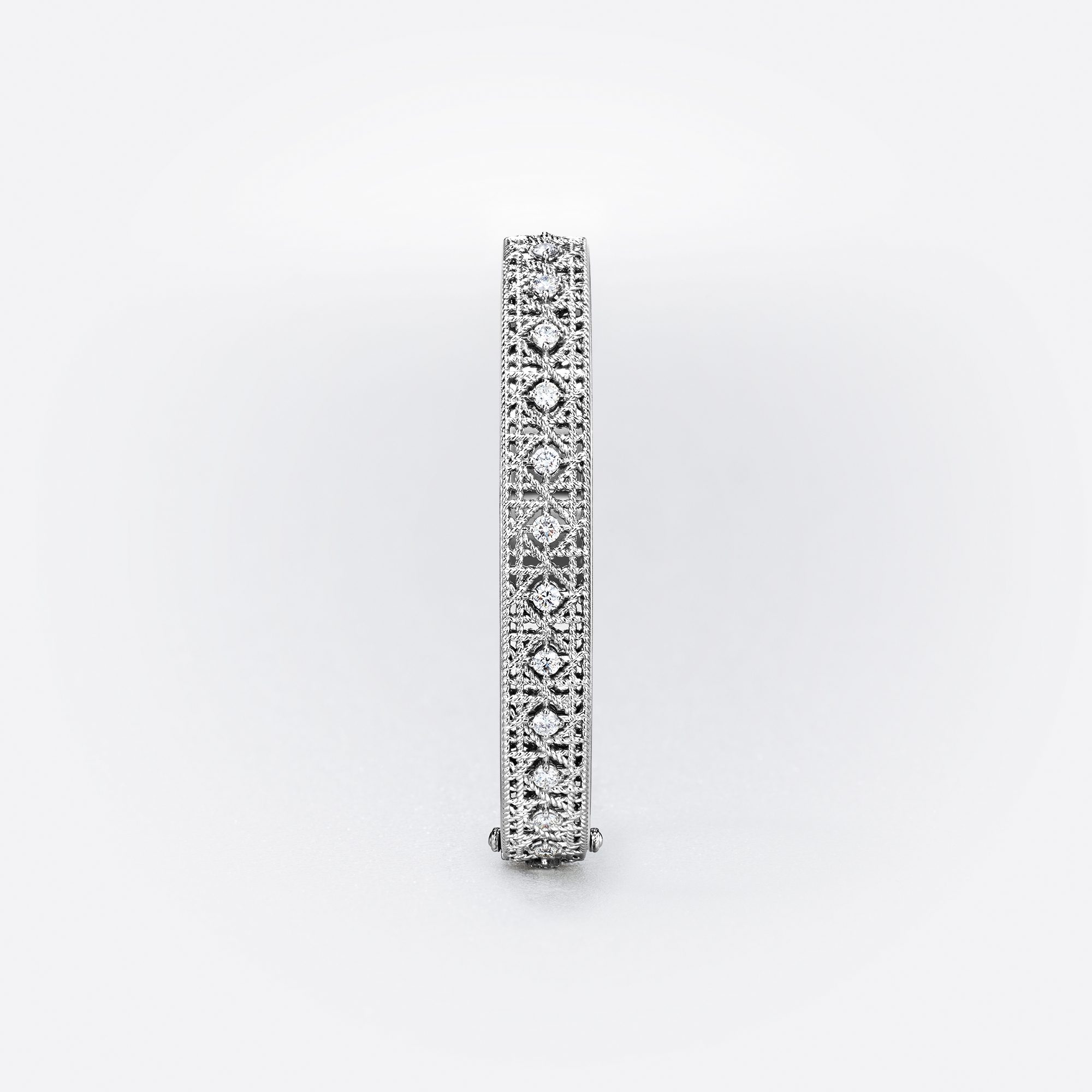 My Dior 手镯 白色 18K 金和钻石 E03