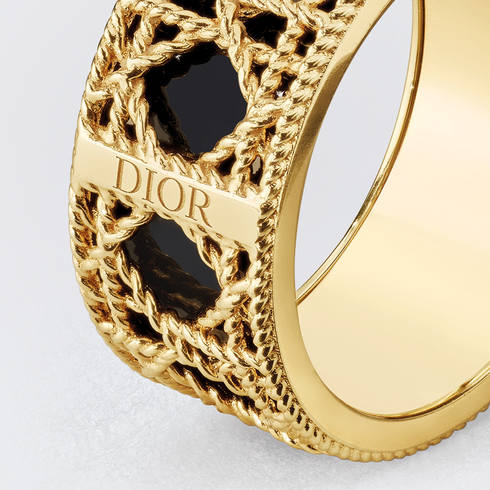 My Dior 戒指 黄色 18K 金和黑色涂漆装饰 E03