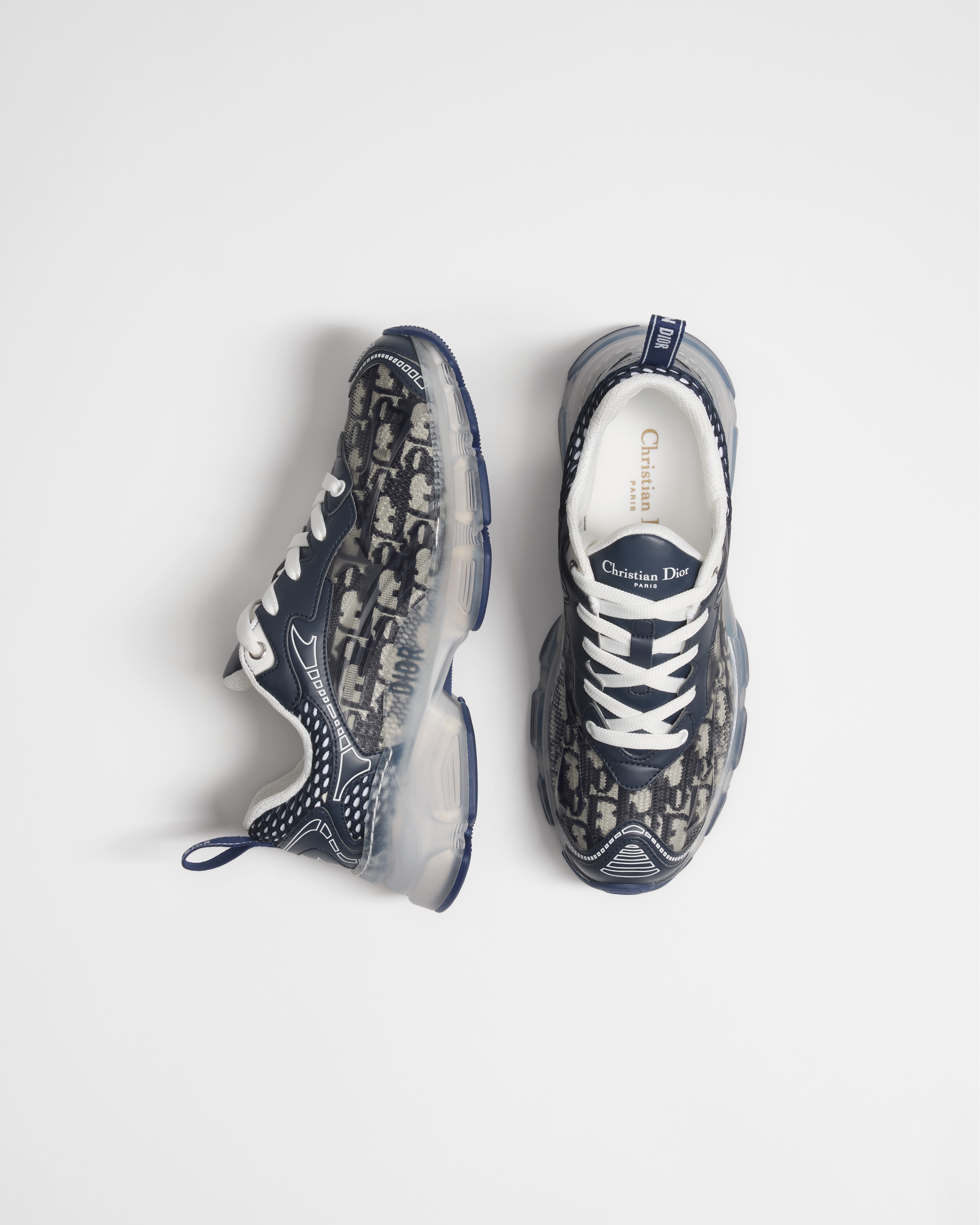 Dior Vibe 运动鞋 深蓝色科技面料 Oblique 印花和透明橡胶 E06