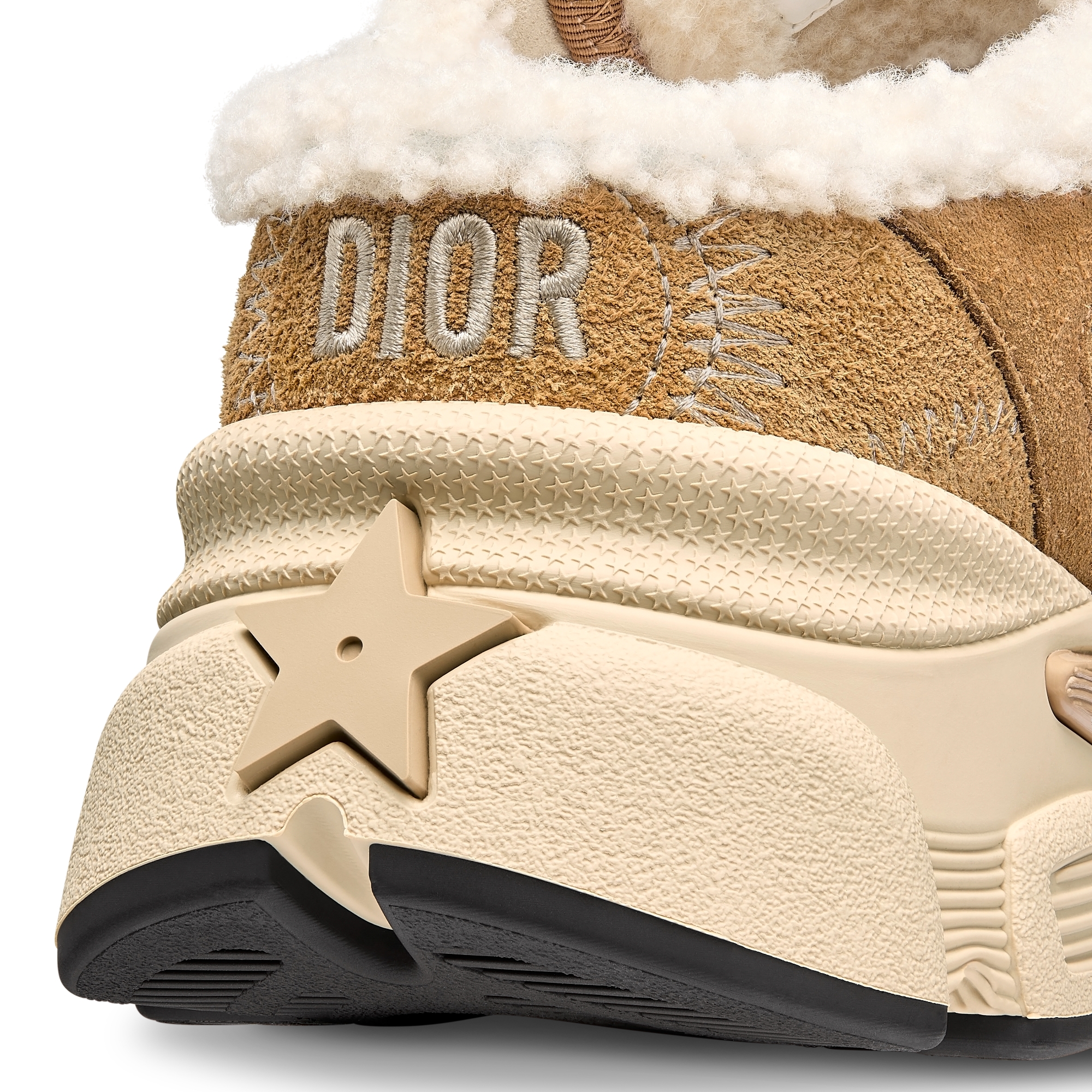 DiorAlps Dior Chrono 运动鞋 驼色网眼织物和绒面牛皮革 E09