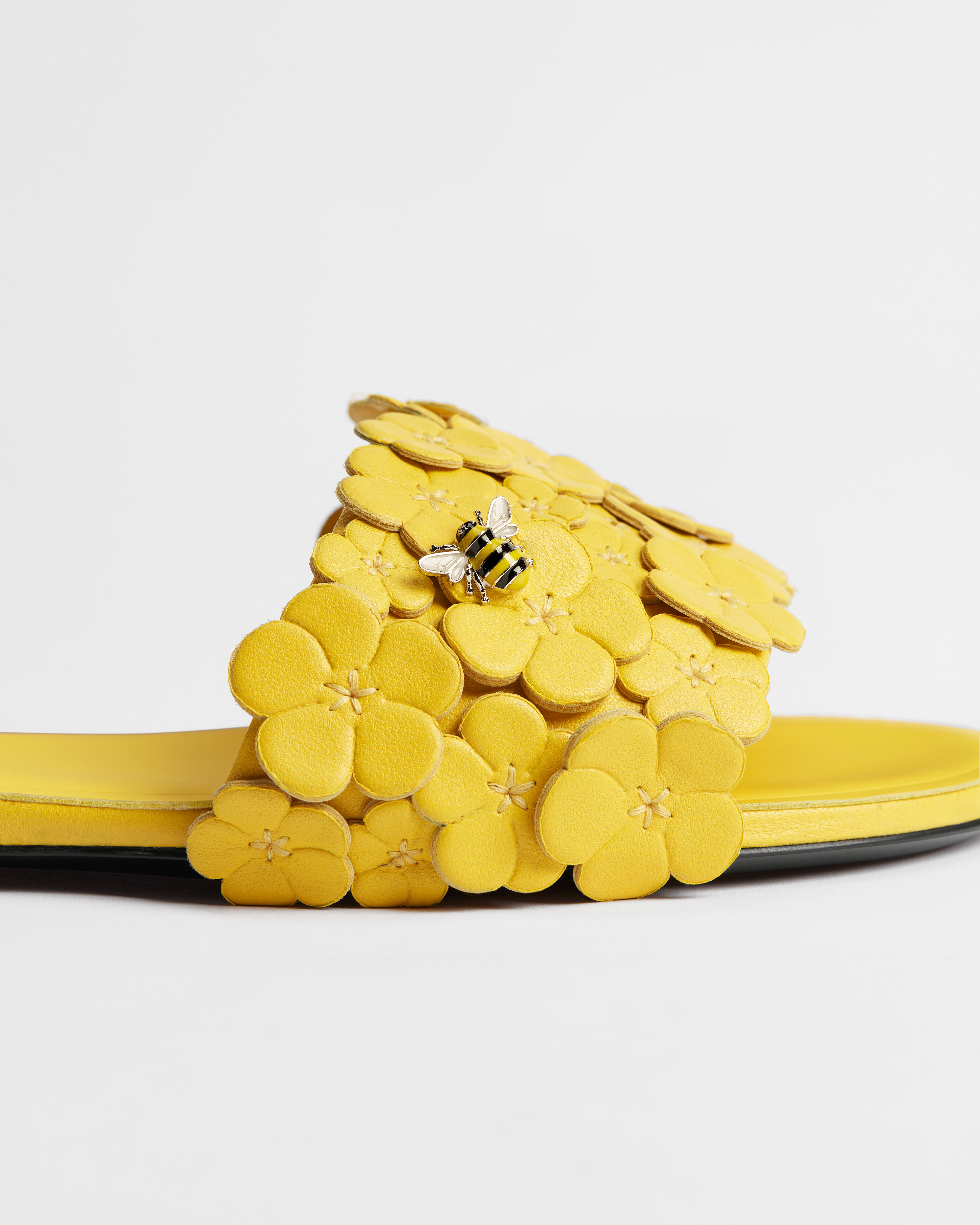 Dior Bloom 凉拖 羊皮革 Dior Buttercup 图案刺绣 E09