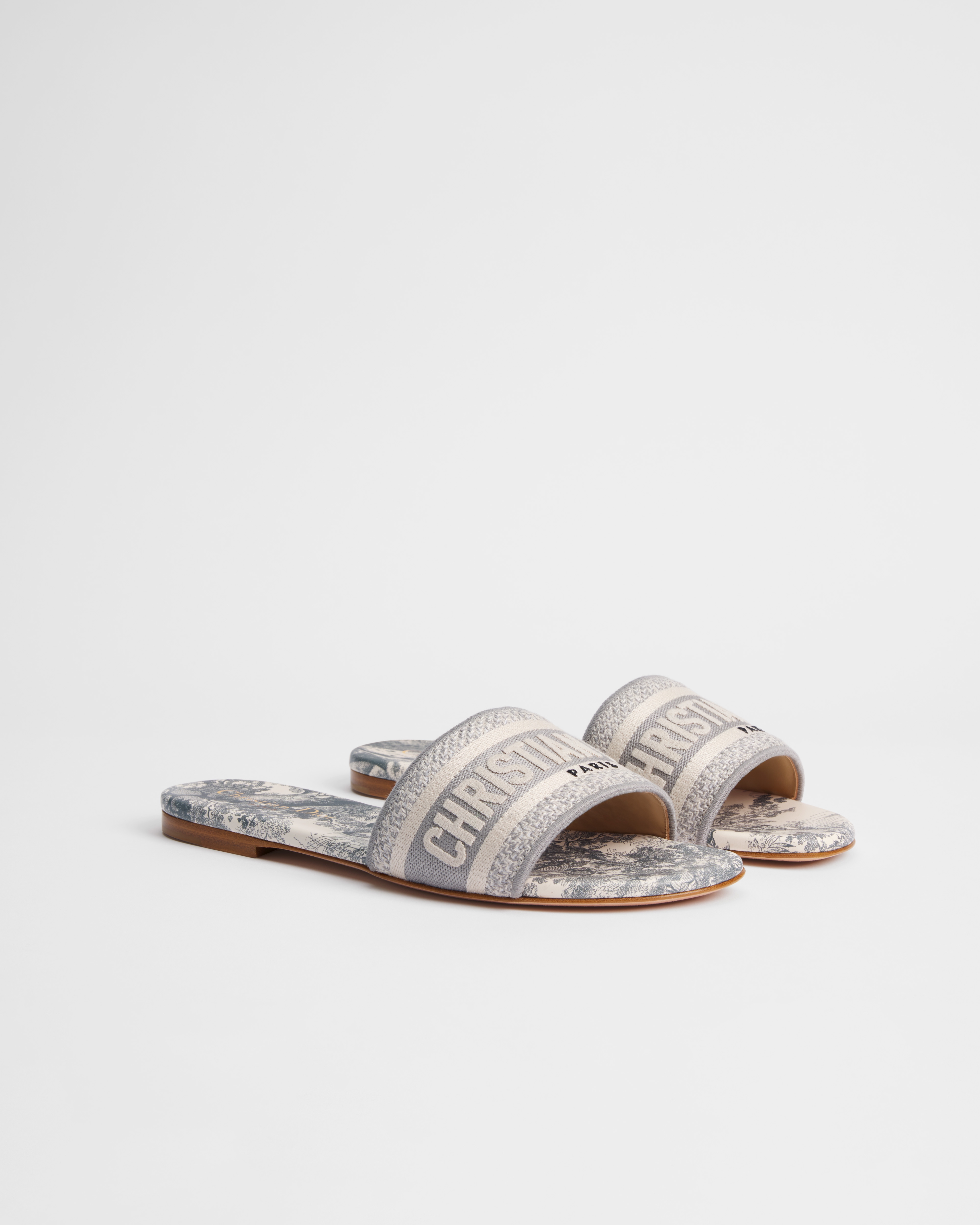 Dway 棉质凉拖 灰色棉质刺绣面料茹伊印花 E03