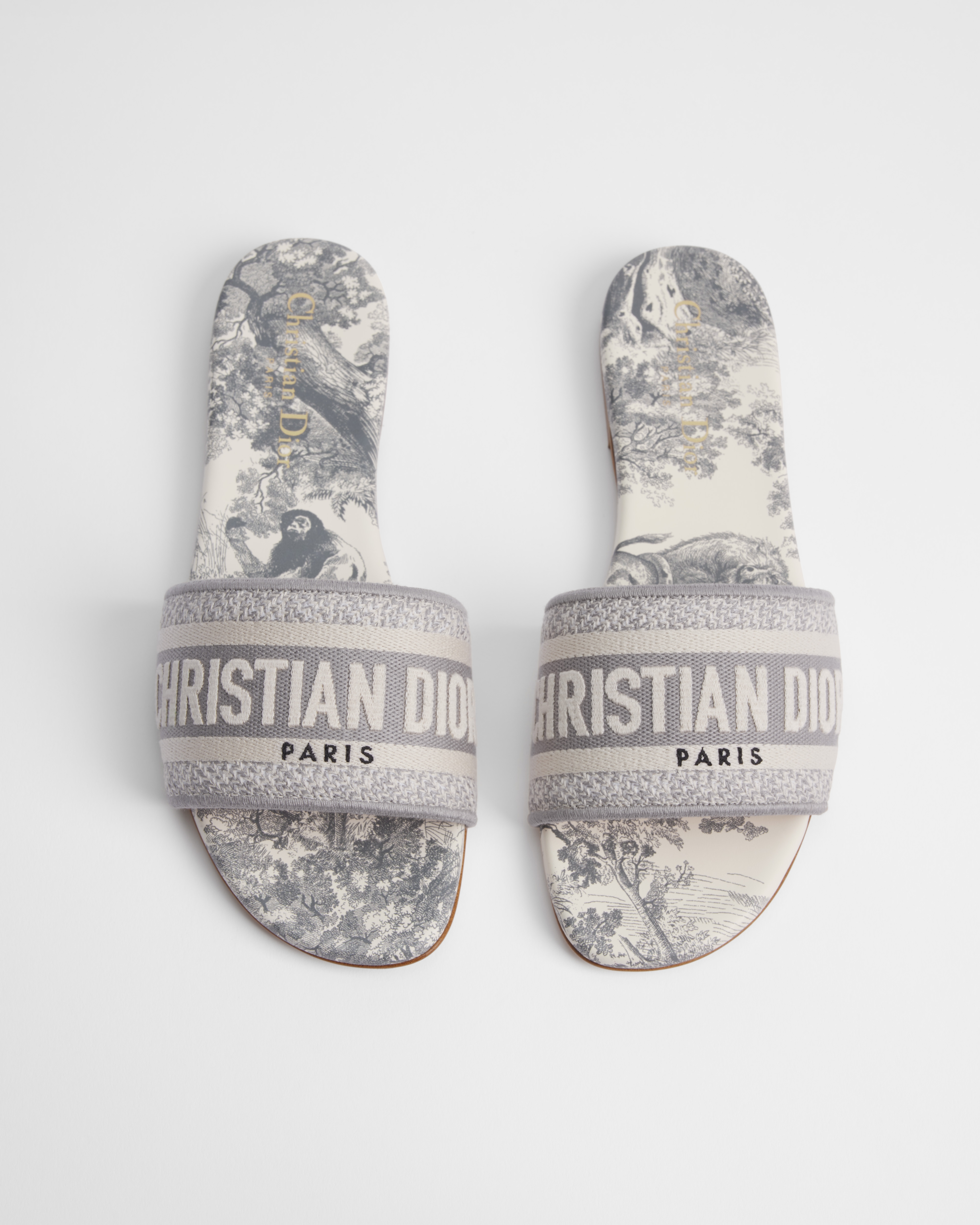 Dway 棉质凉拖 灰色棉质刺绣面料茹伊印花 E06