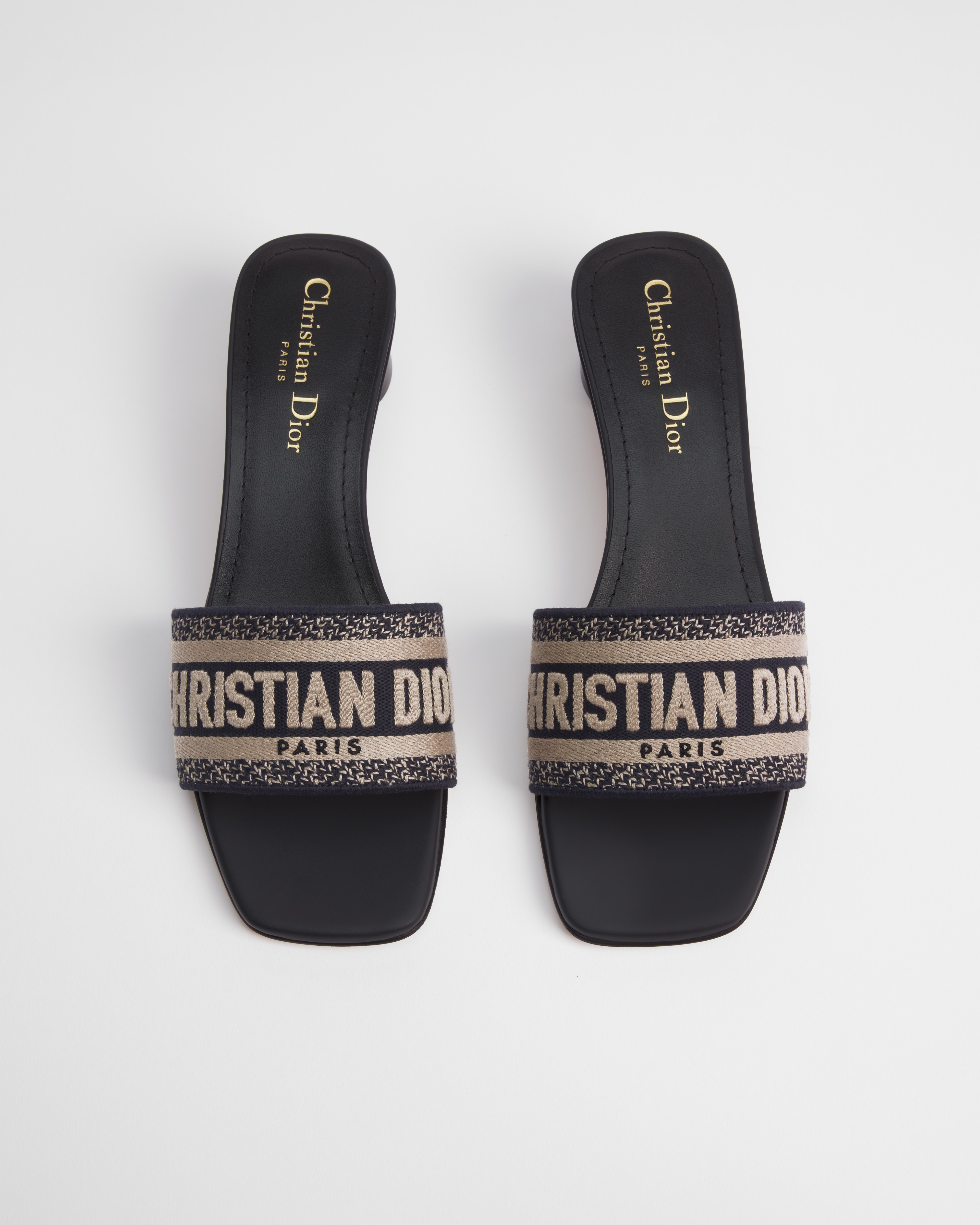 Dway 带跟凉拖 深蓝色棉质刺绣面料 E06