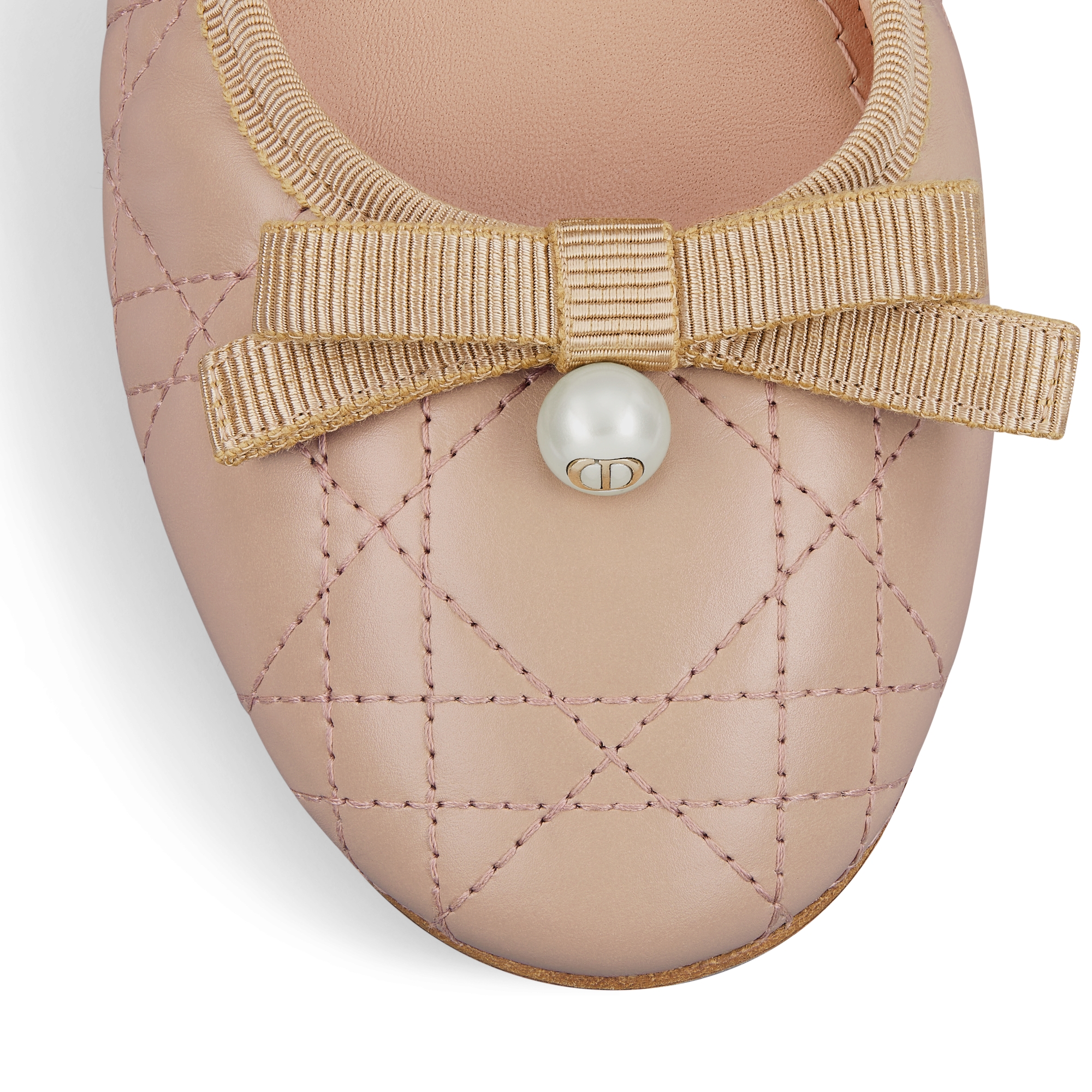 Dior 芭蕾鞋 裸色绗缝牛皮革藤格纹 E09