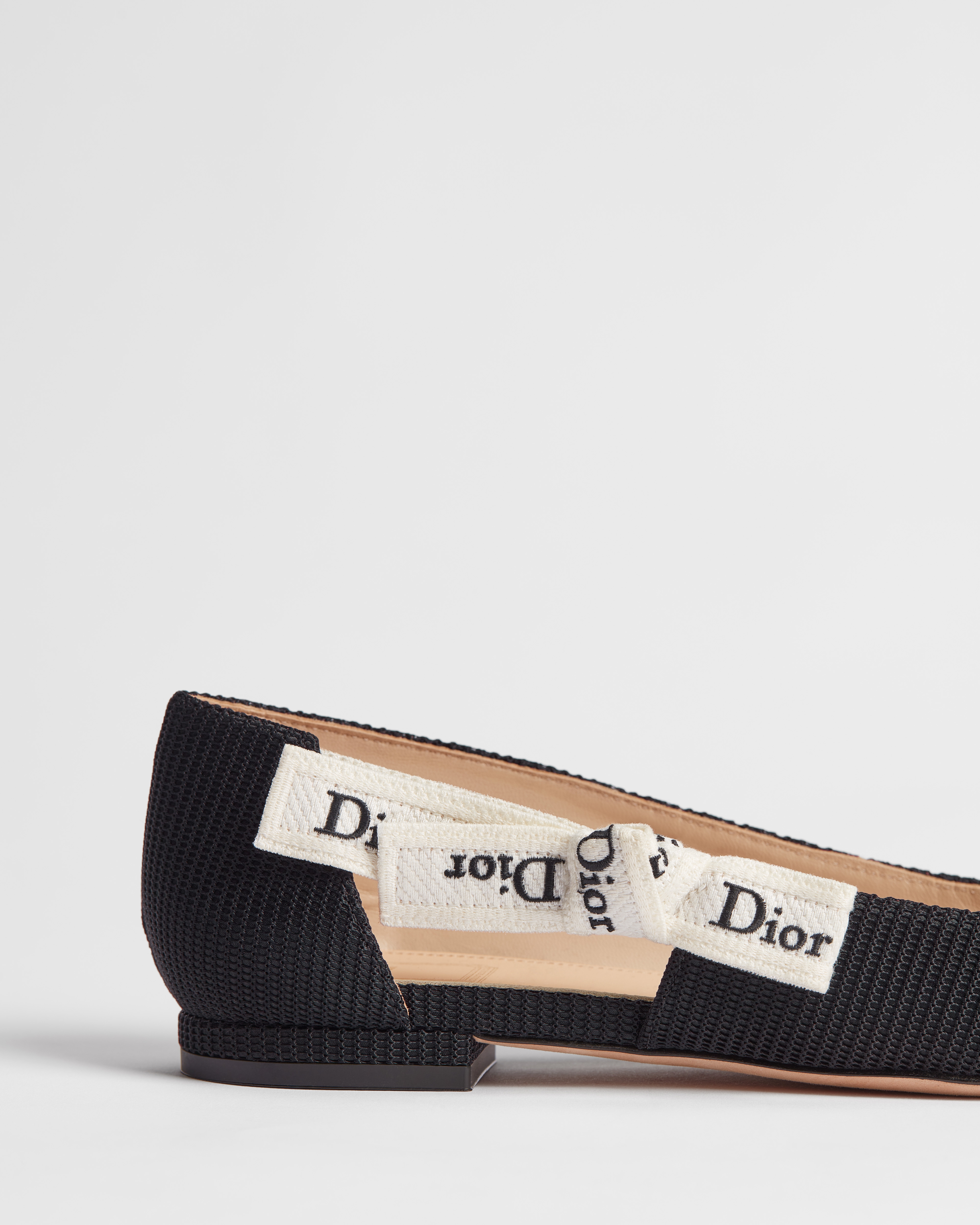 J'Adior 芭蕾鞋 黑色科技面料 E09