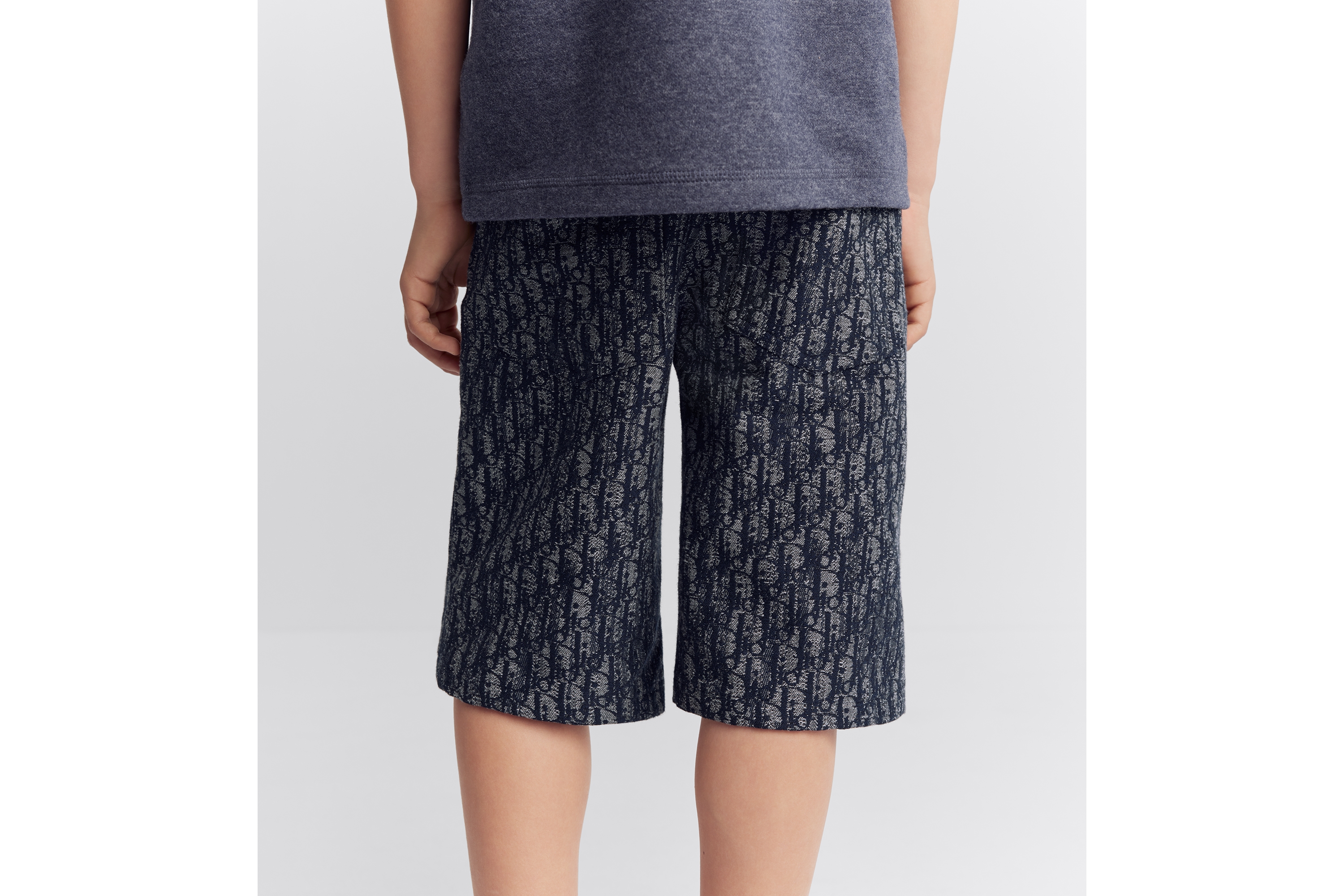 look_image_alt_prefix 儿童短裤 蓝色华达呢提花面料 Oblique 印花仿旧效果 E16