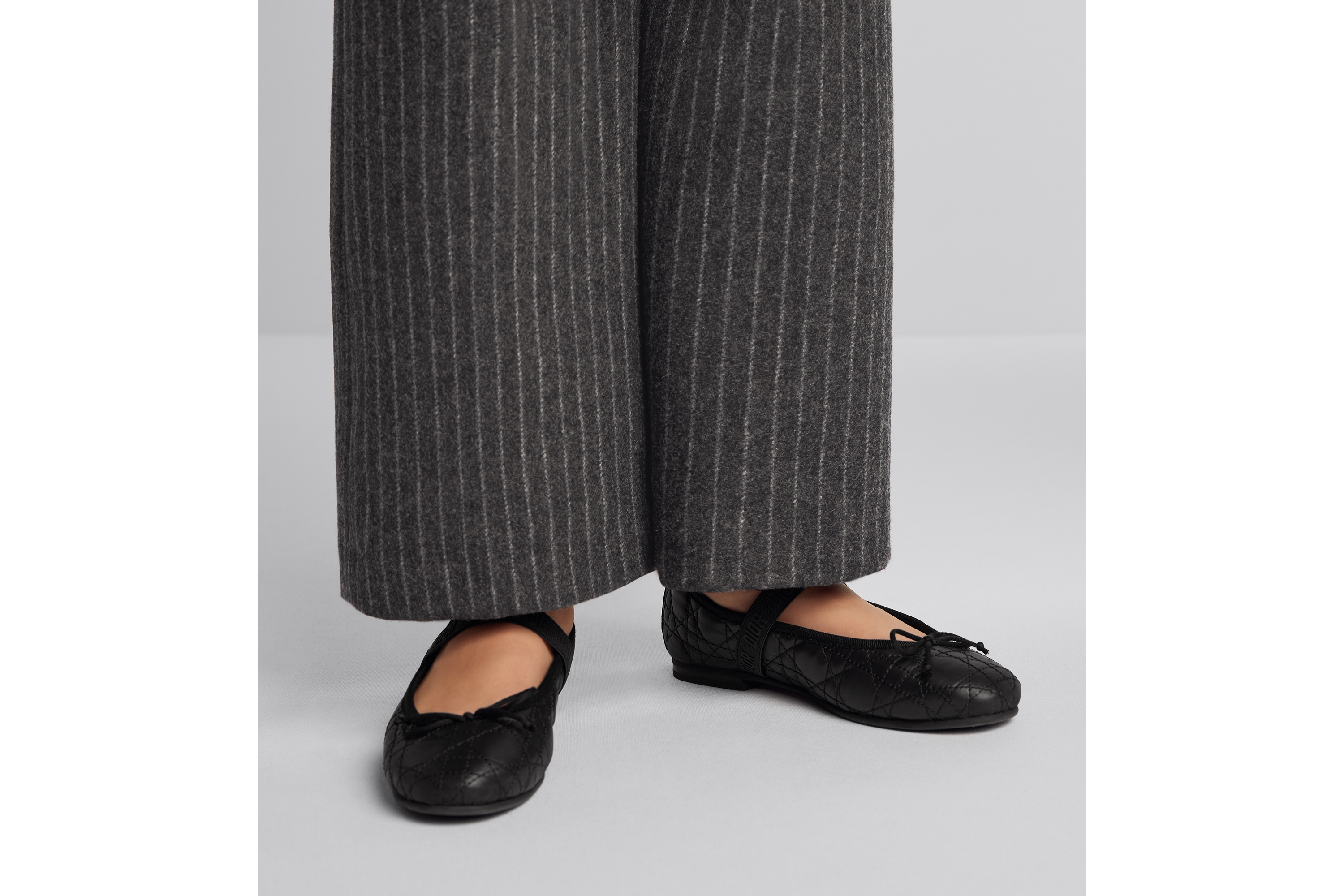 儿童芭蕾鞋 黑色科技面料藤格纹 E23