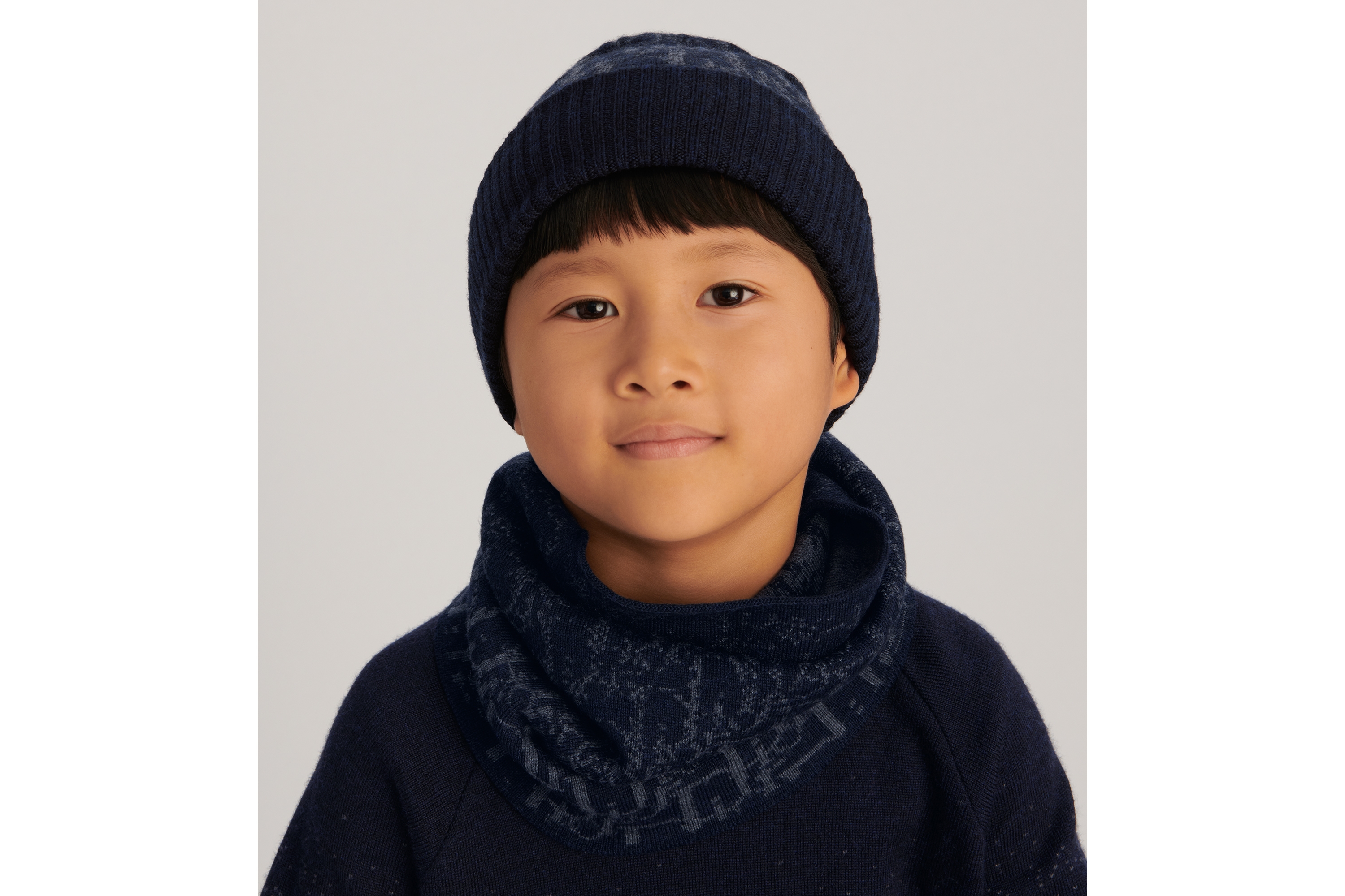 look_image_alt_prefix 儿童围脖 海军蓝色绵羊毛针织面料蓝色 Oblique 印花 E26