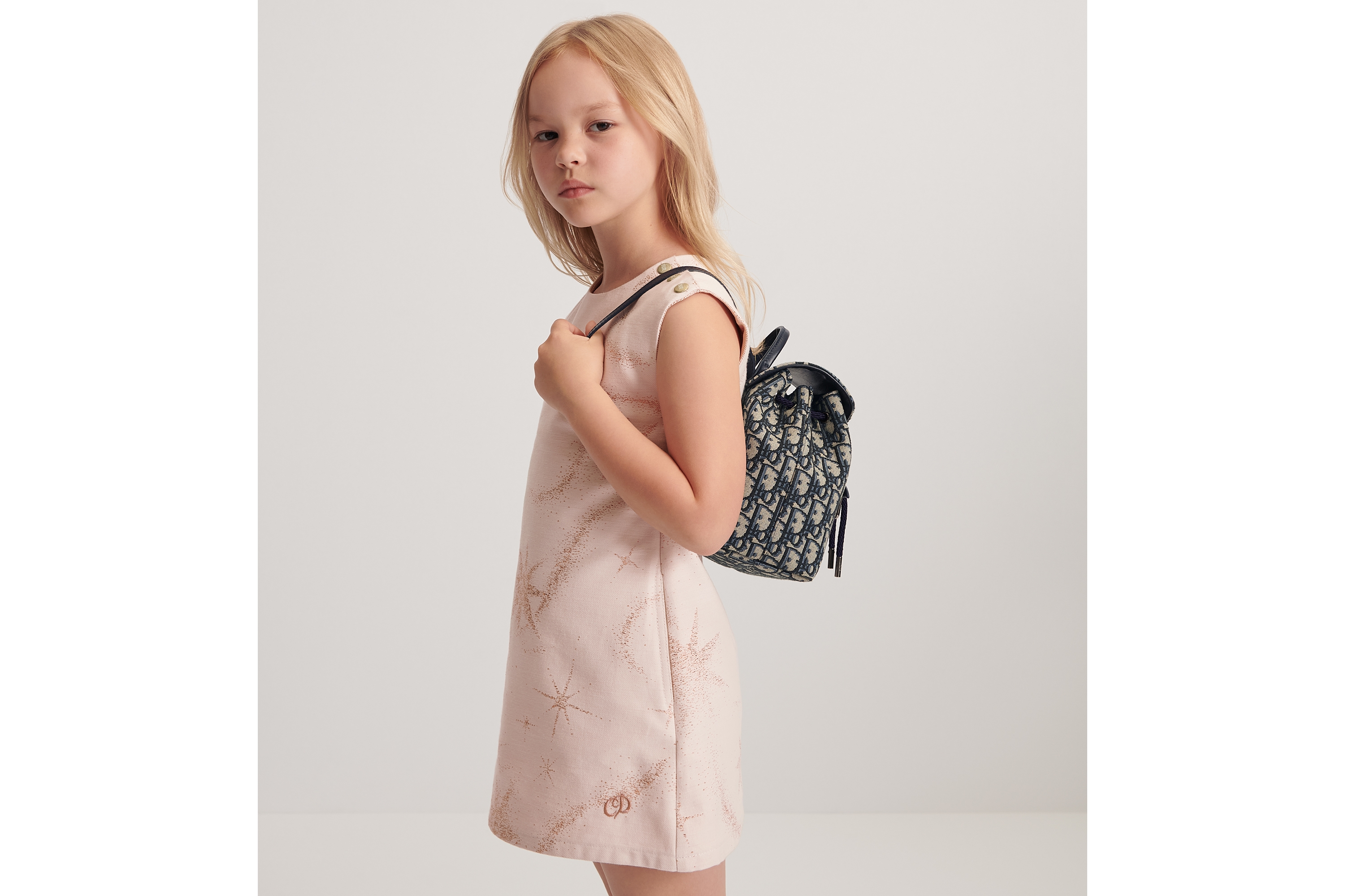 look_image_alt_prefix 儿童双肩背包 米色和蓝色 Oblique 印花面料 E19