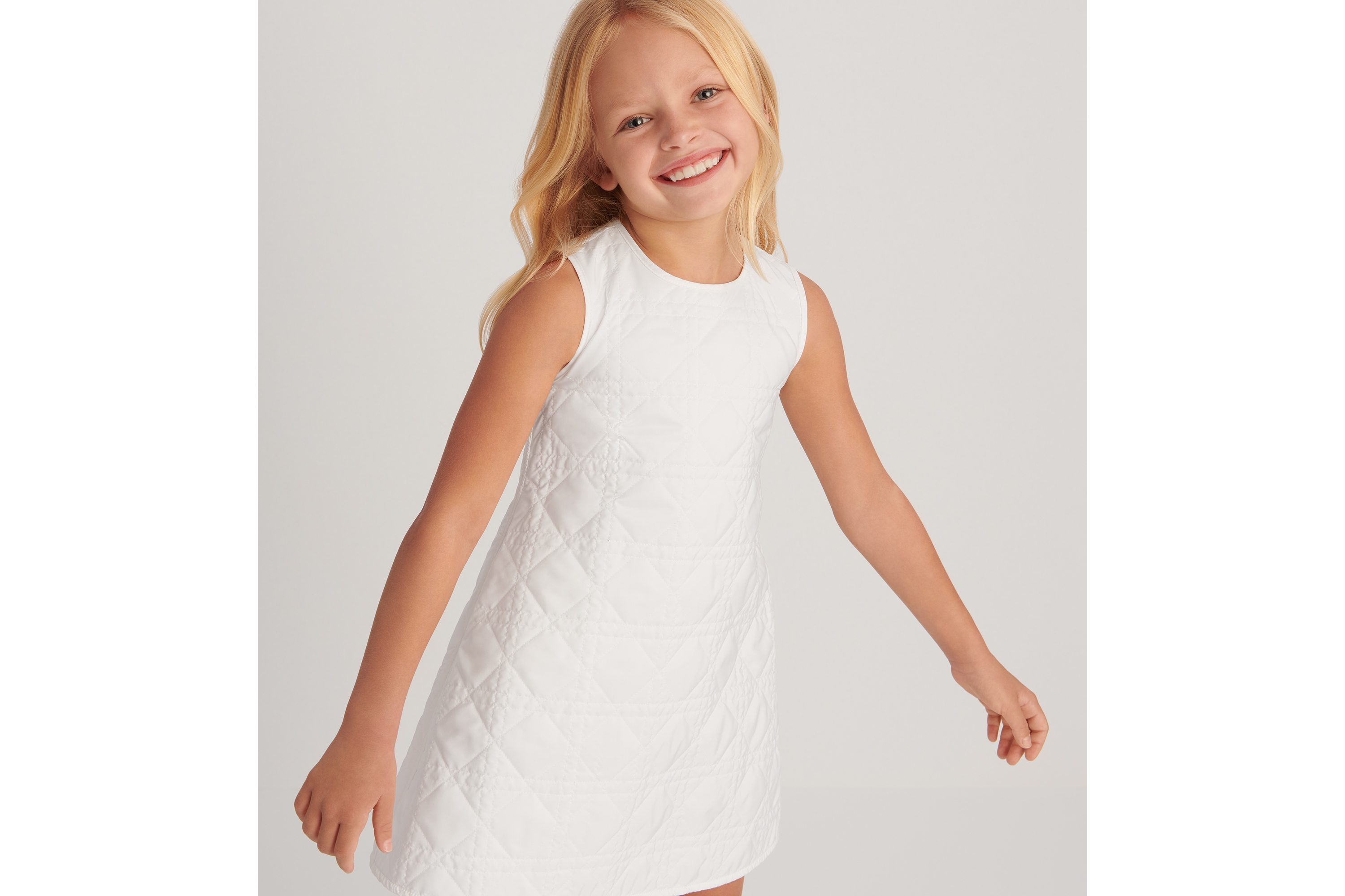 儿童 A 字连衣裙 象牙色科技面料藤格纹 E02