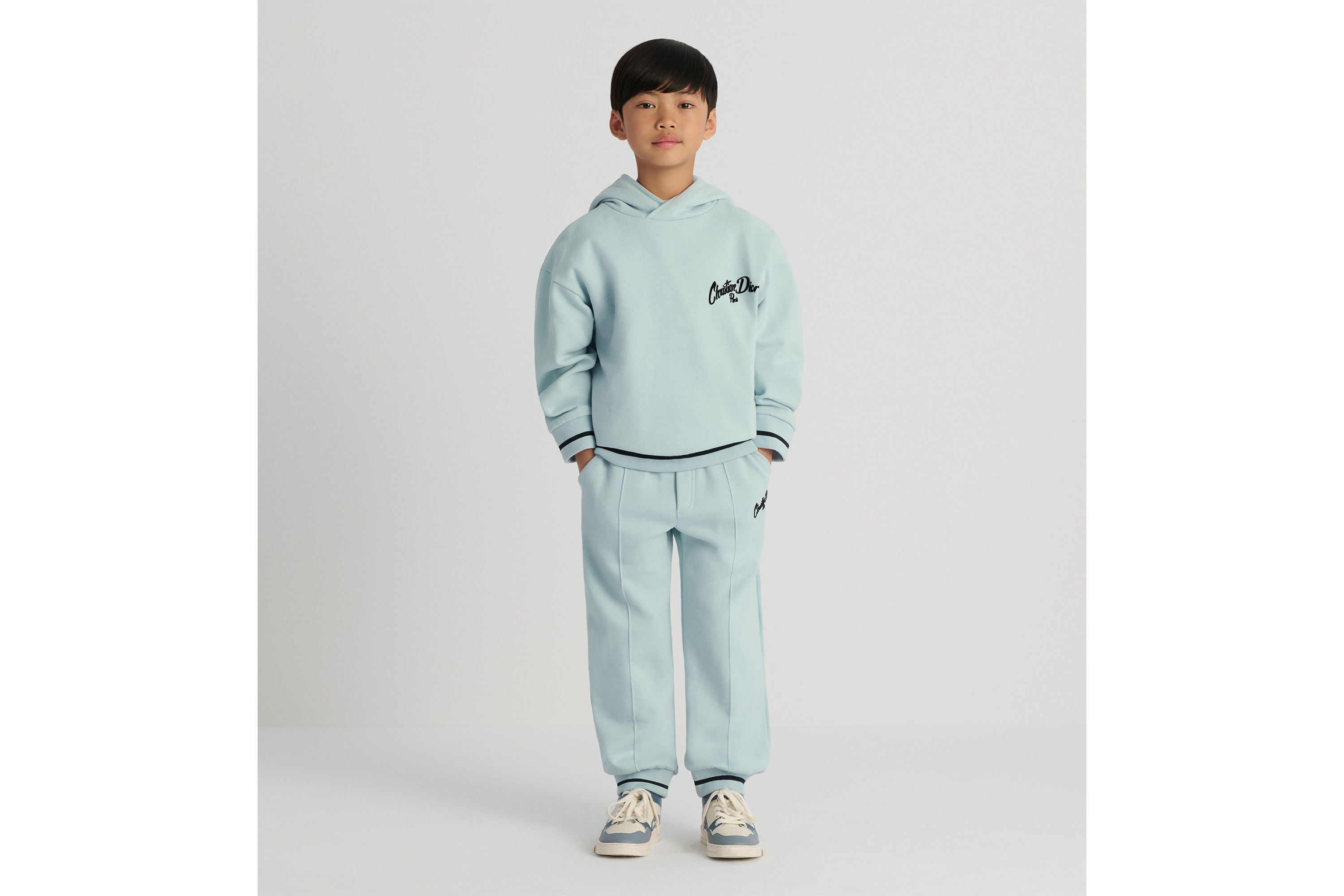 look_image_alt_prefix 儿童连帽运动衫 水蓝色棉质起绒面料 E04