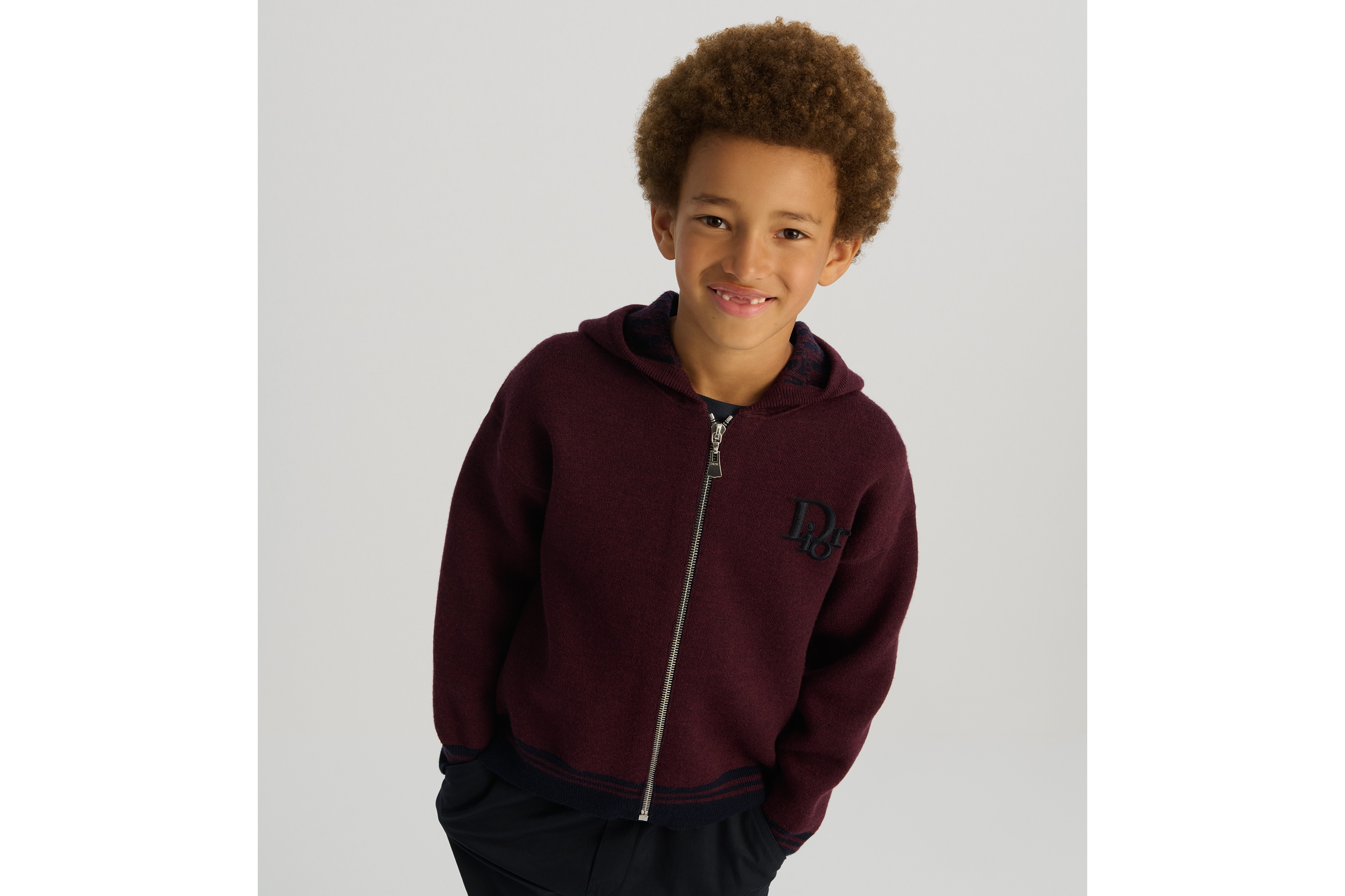 look_image_alt_prefix 儿童双面连帽拉链开衫 酒红色绵羊毛针织面料酒红色和海军蓝色 Oblique 印花 E07