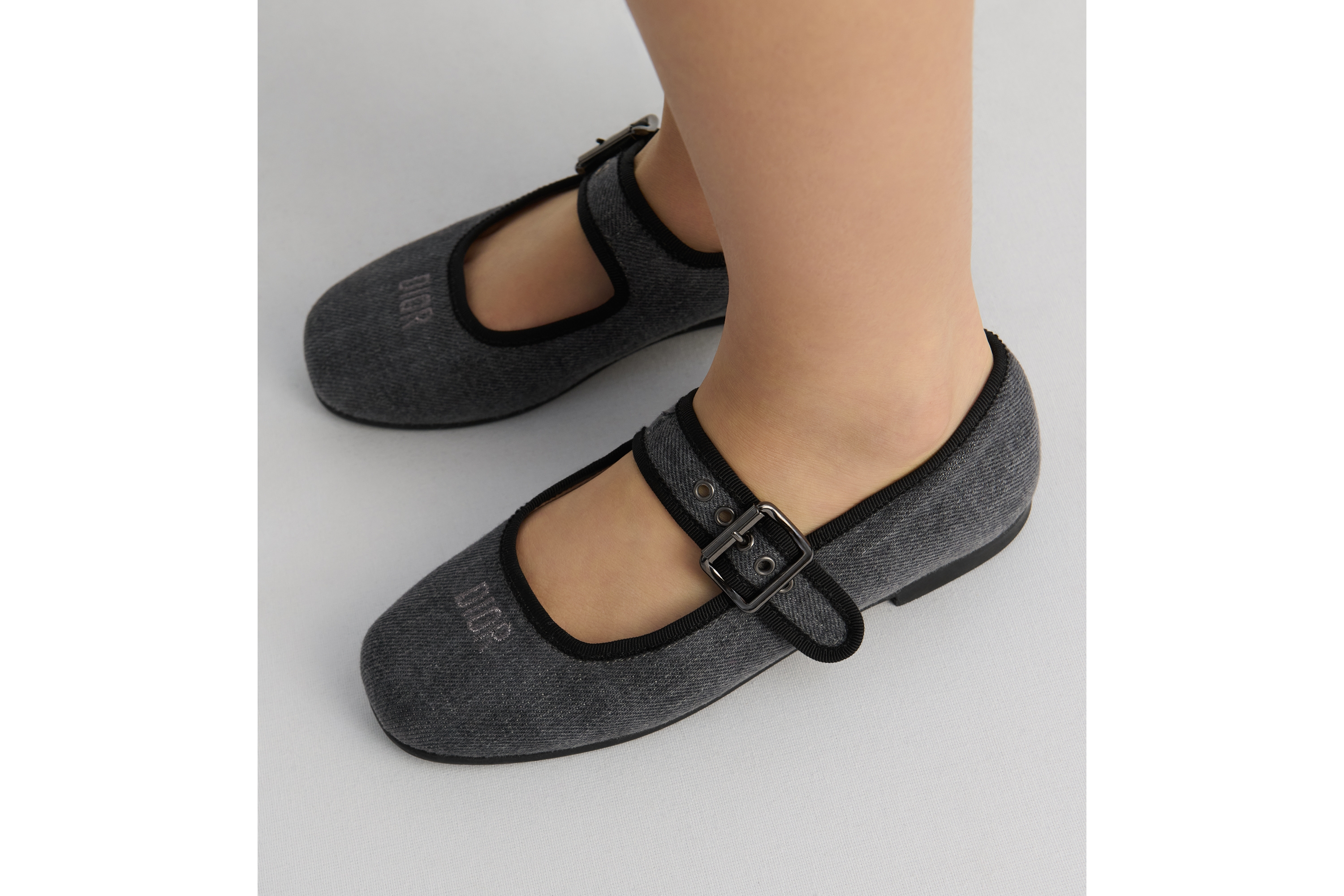 儿童芭蕾鞋 灰色棉质牛仔布格子图案 E06