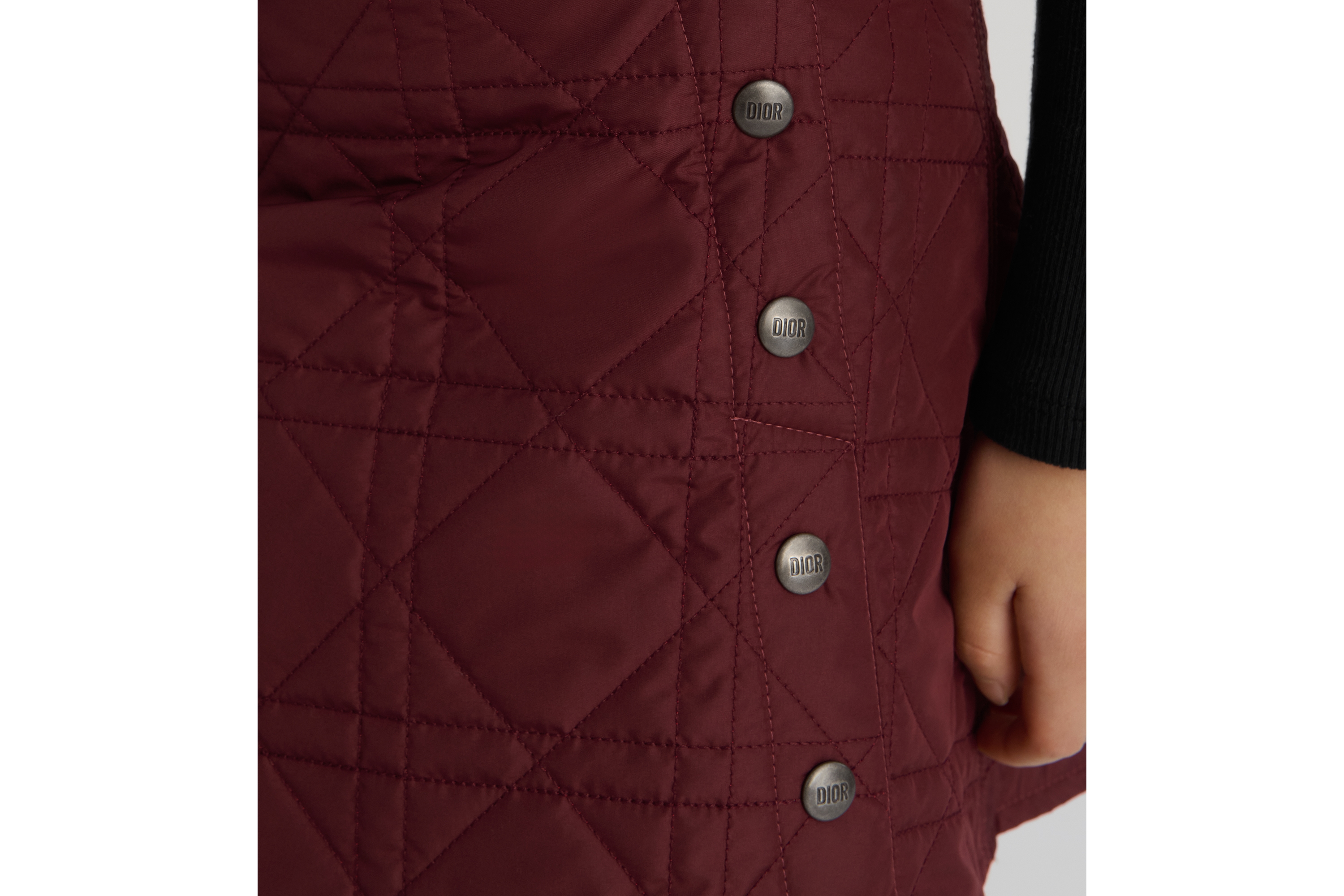 look_image_alt_prefix 儿童 A 字半身裙 酒红色科技面料藤格纹 E06