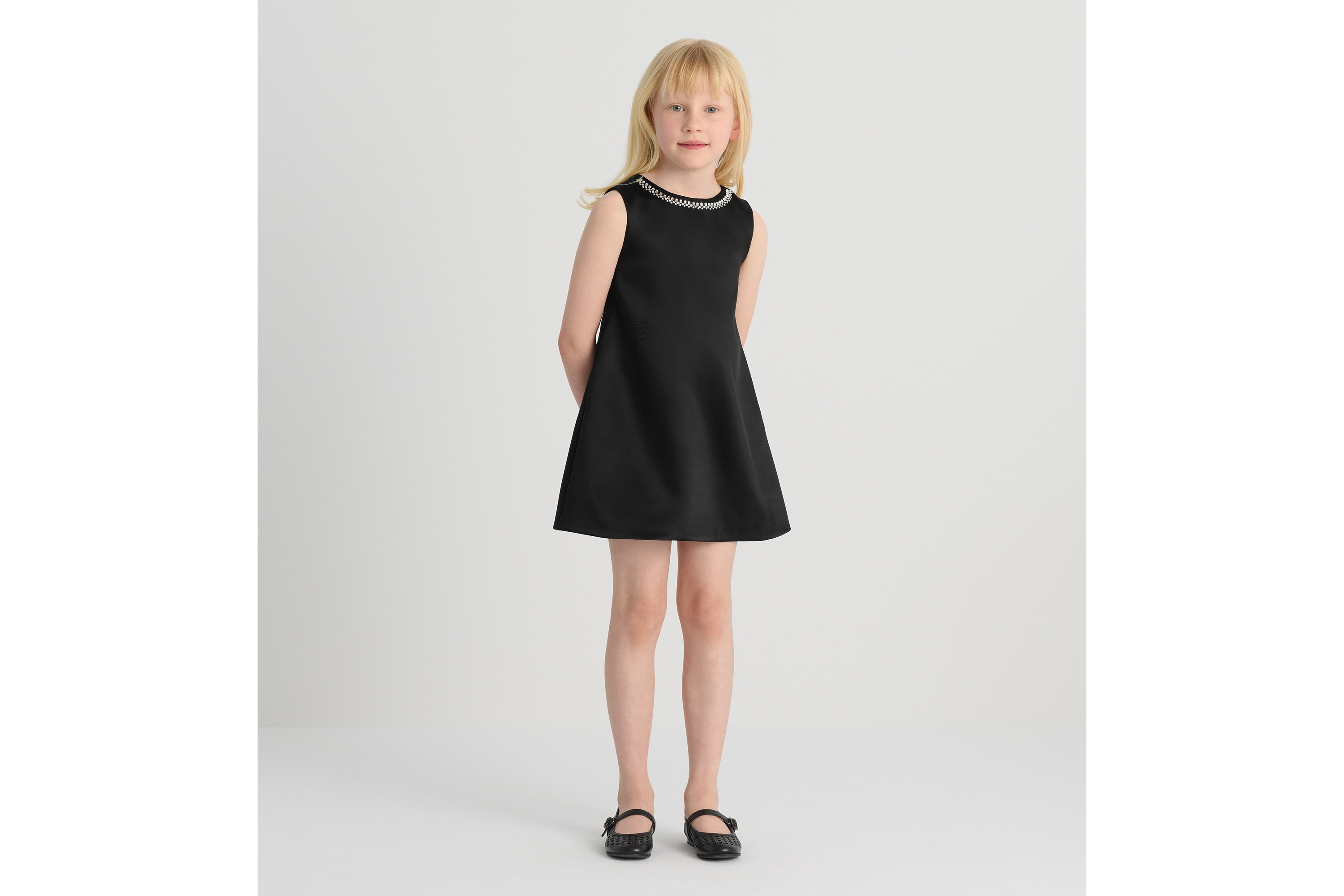 儿童 A 字连衣裙 黑色缎面 E01