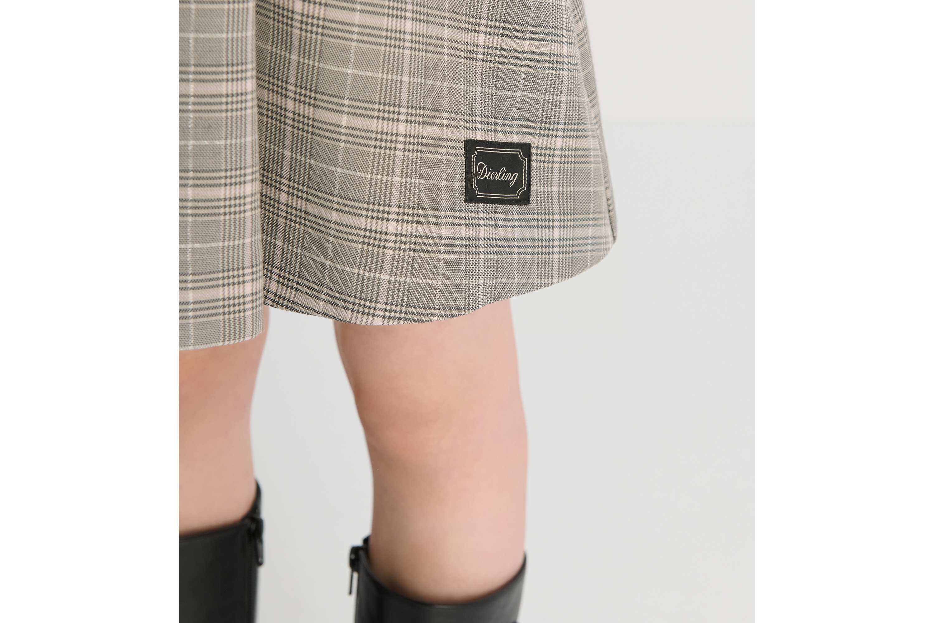 儿童 A 字连衣裙 灰色、粉色和银色调绵羊毛混纺面料威尔士亲王格纹图案 E03