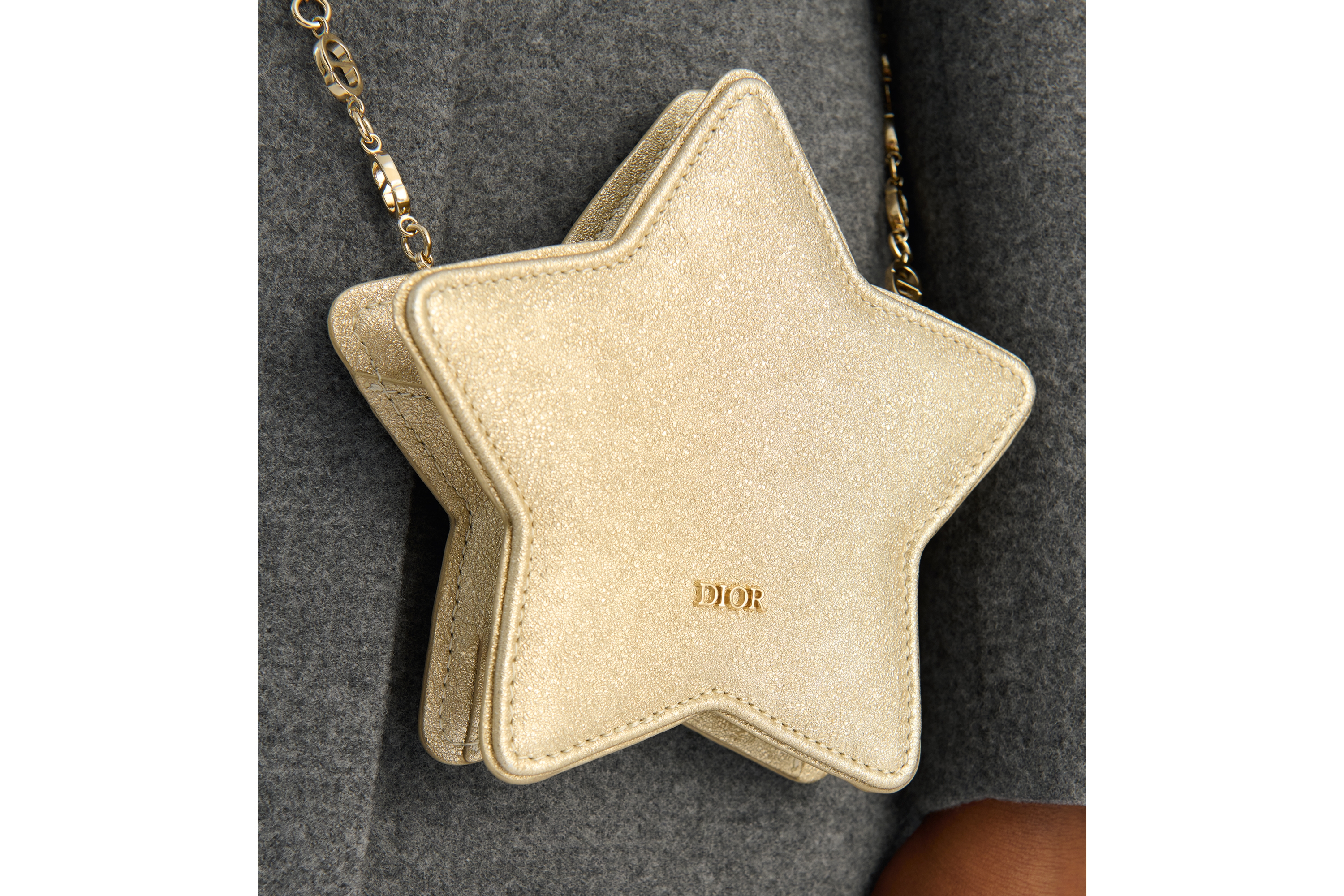 儿童迷你星星造型手袋 金色调金属光泽羊皮革 E19