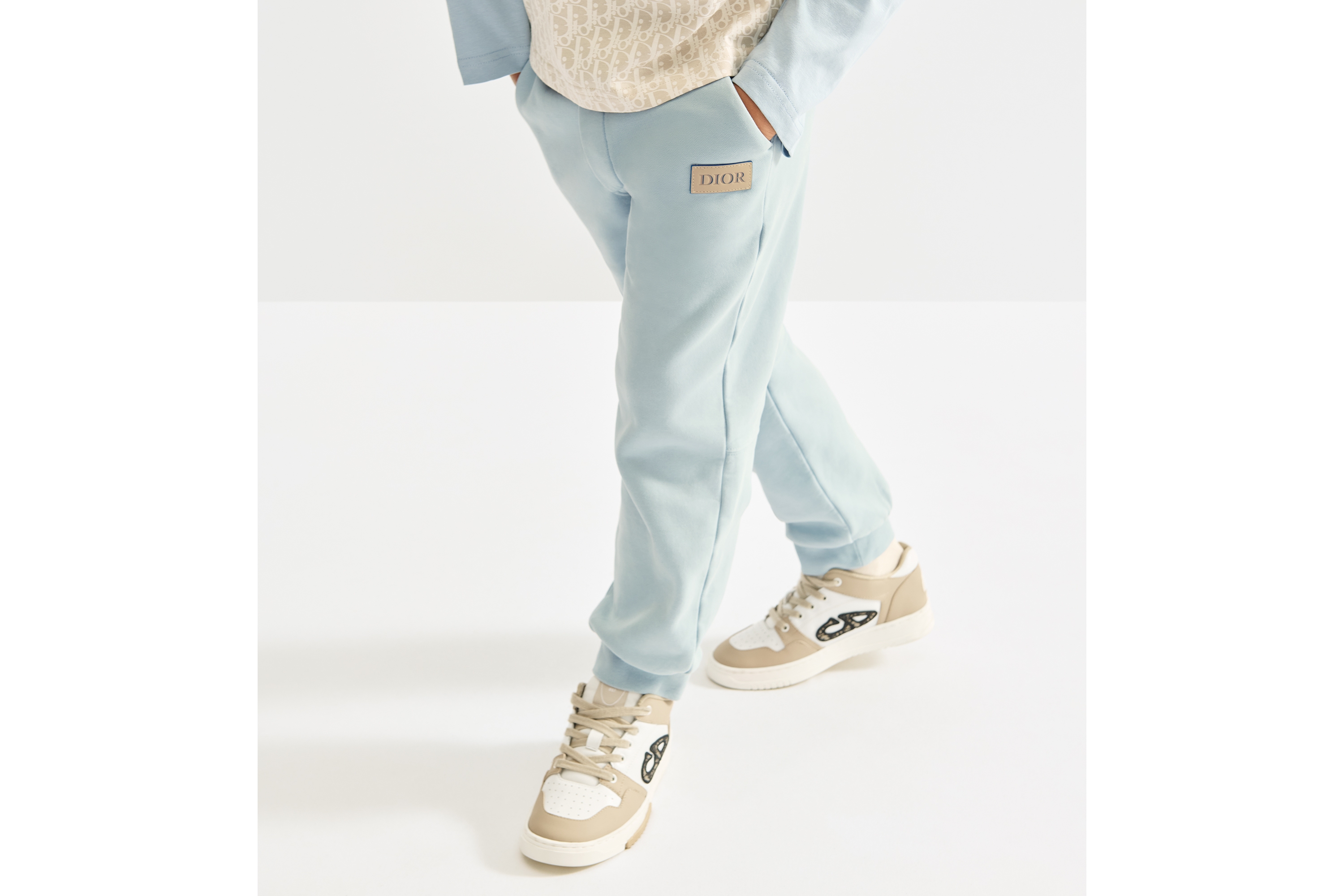 儿童运动长裤 淡蓝色棉质拉绒起绒面料 E14