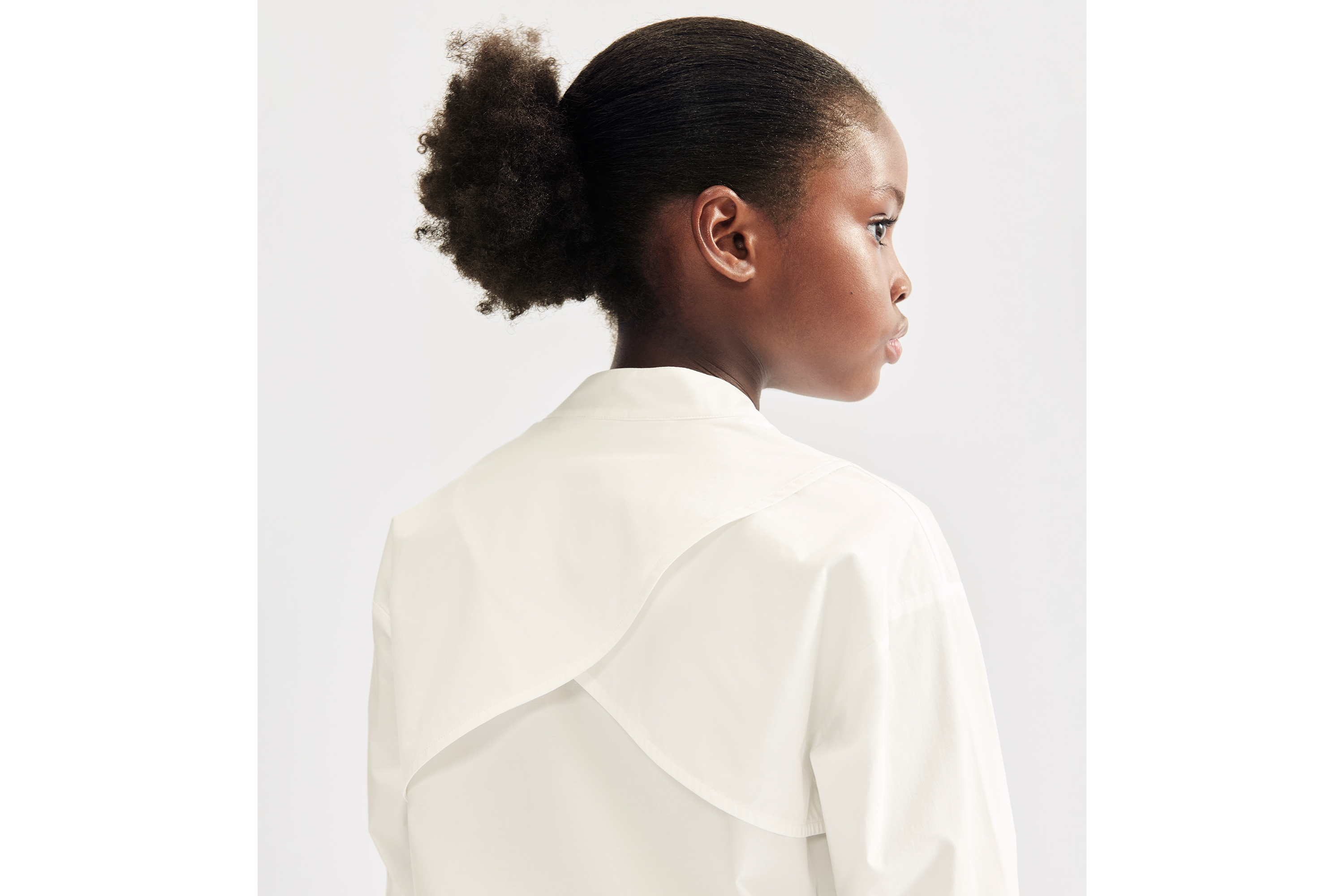 儿童衬衫 象牙色棉质混纺府绸面料 E10