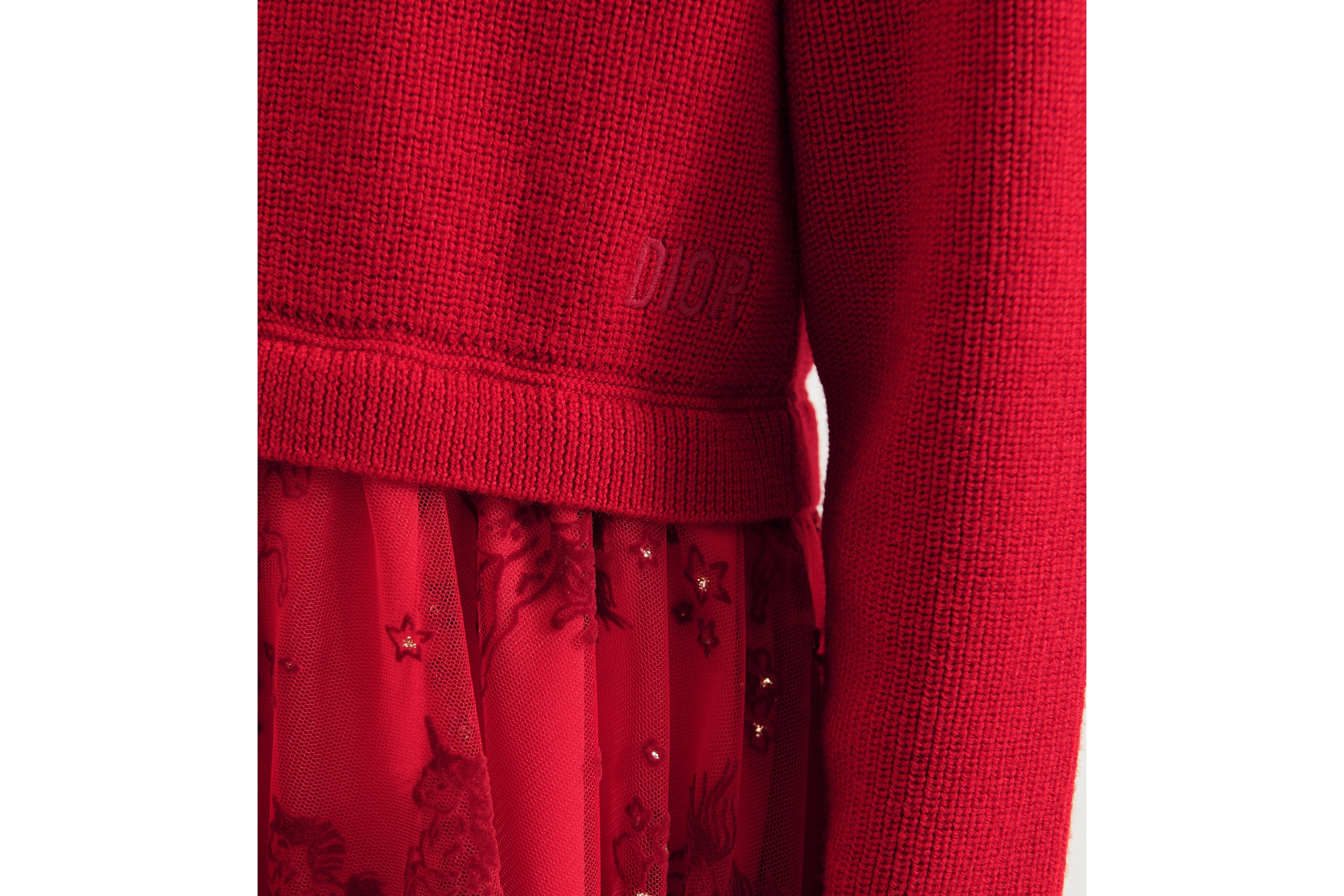 look_image_alt_prefix 儿童喇叭形连衣裙 红色绵羊毛针织面料和红色薄纱搭配深红色和金色调独角兽图案 E15